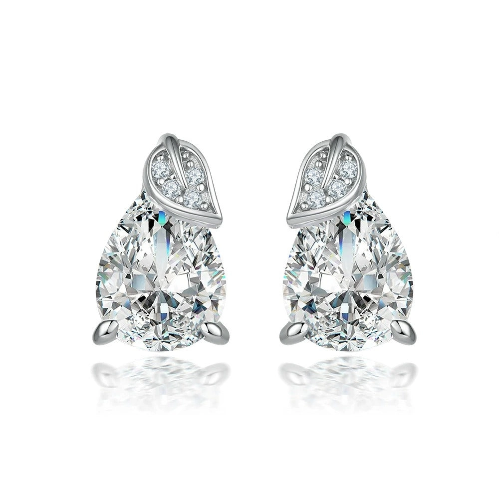 Althéa White Teardrop Stud Earrings