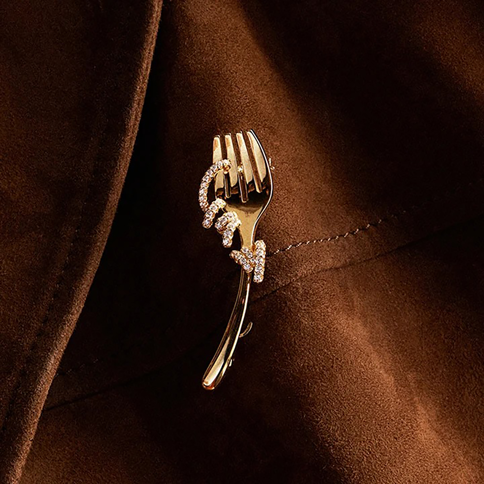 Amante Gold Flork Spaghetti Brooch