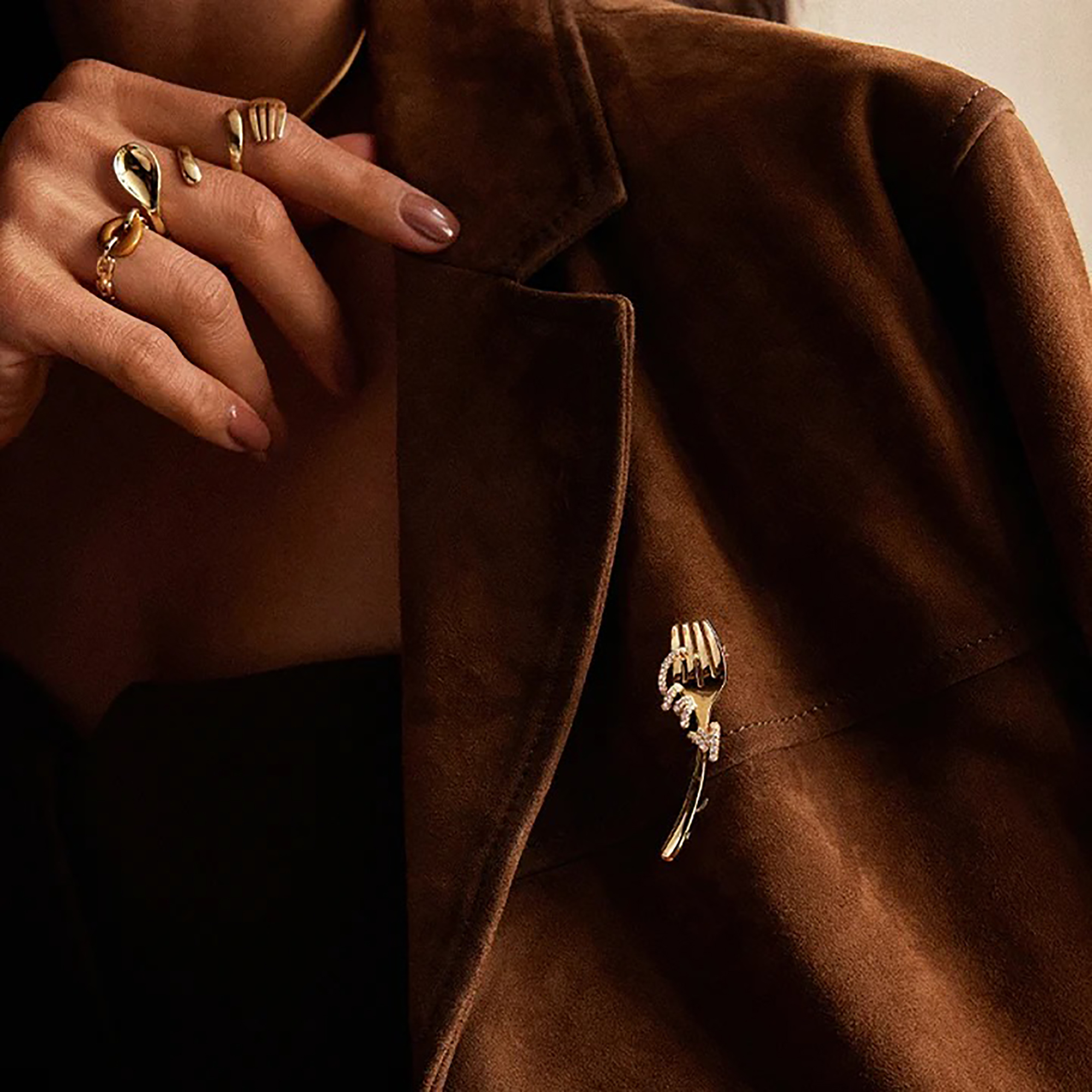 Amante Gold Flork Spaghetti Brooch