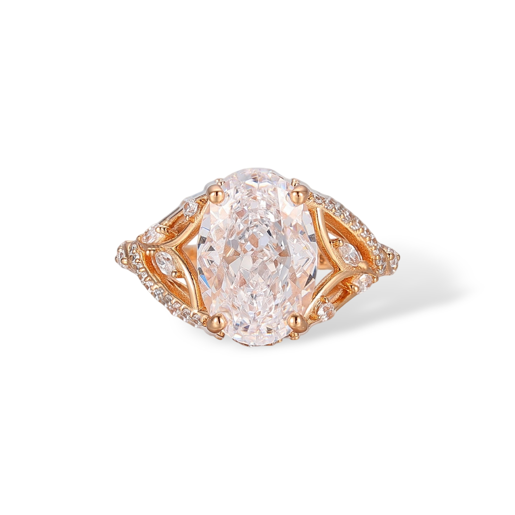 Arnwina 18K Gold Oval Ring
