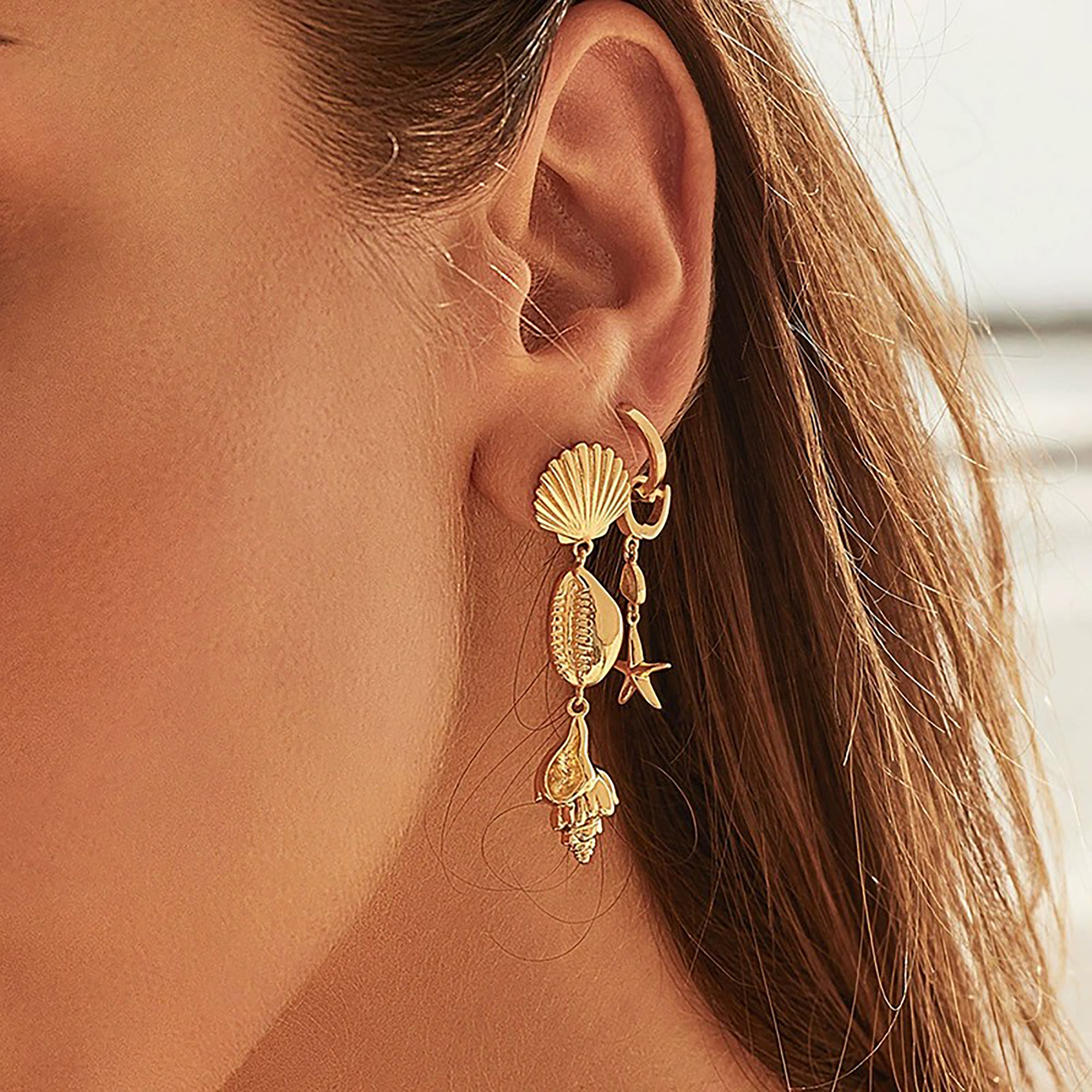 Céciliette 18K Gold Seashell Conch Drop Earrings