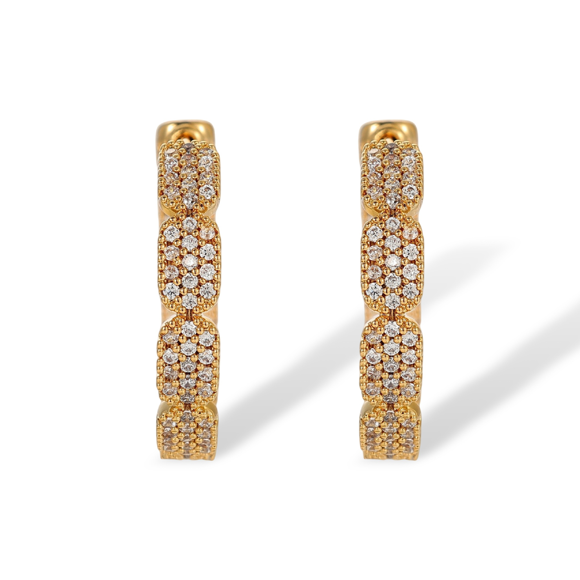 Cathrin 18K Gold Pavé Oval Link Hoop Earrings