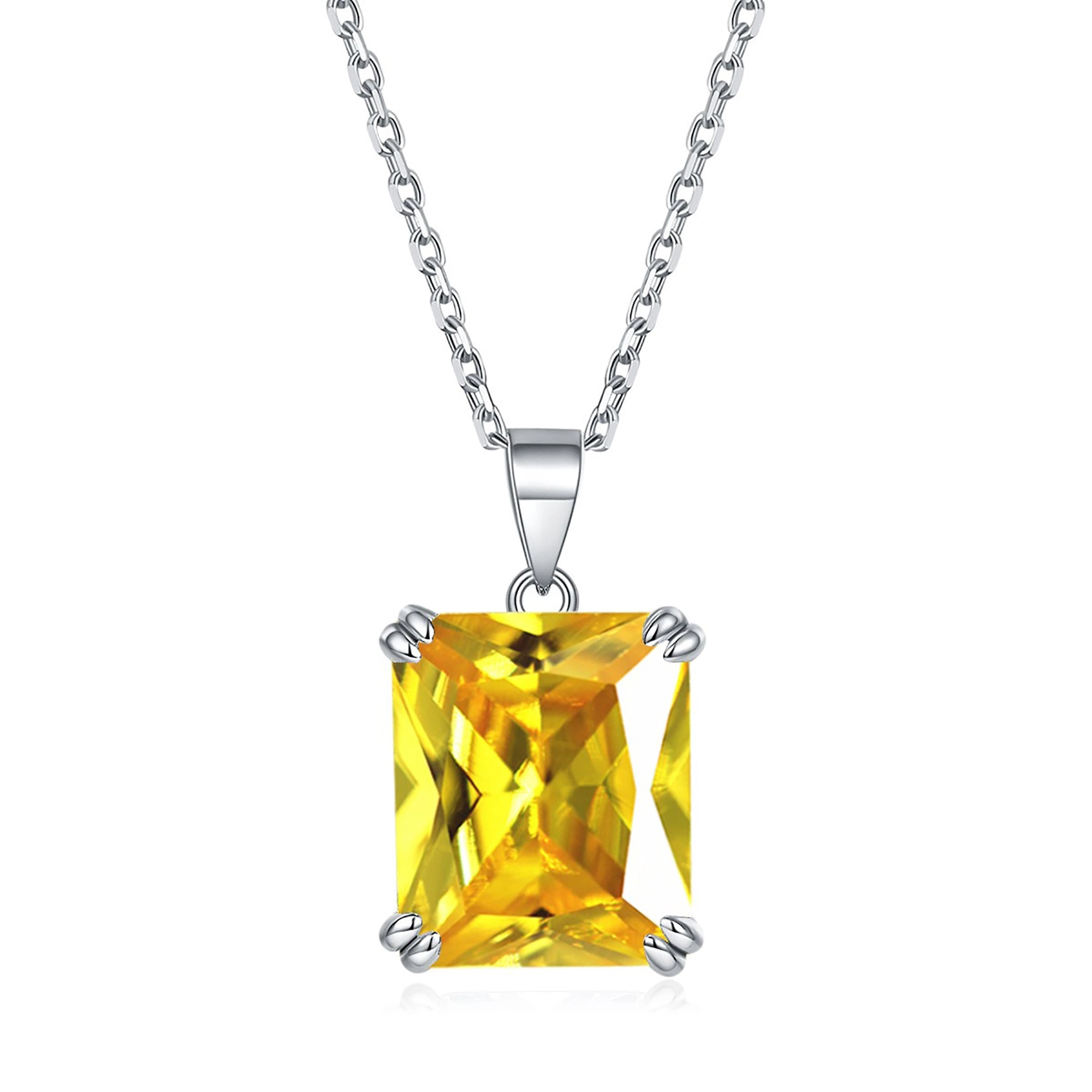 Daphnée Square Necklace
