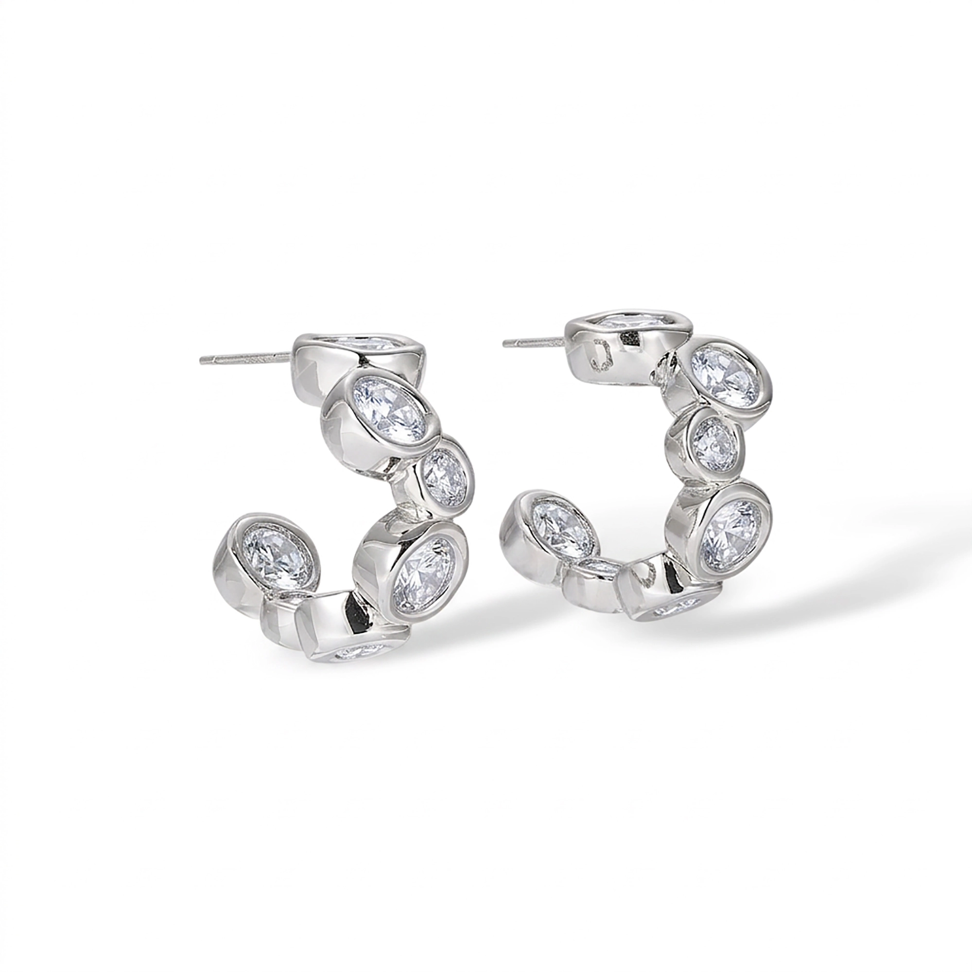 Eudoxa 18K Gold Bezel Round Earrings