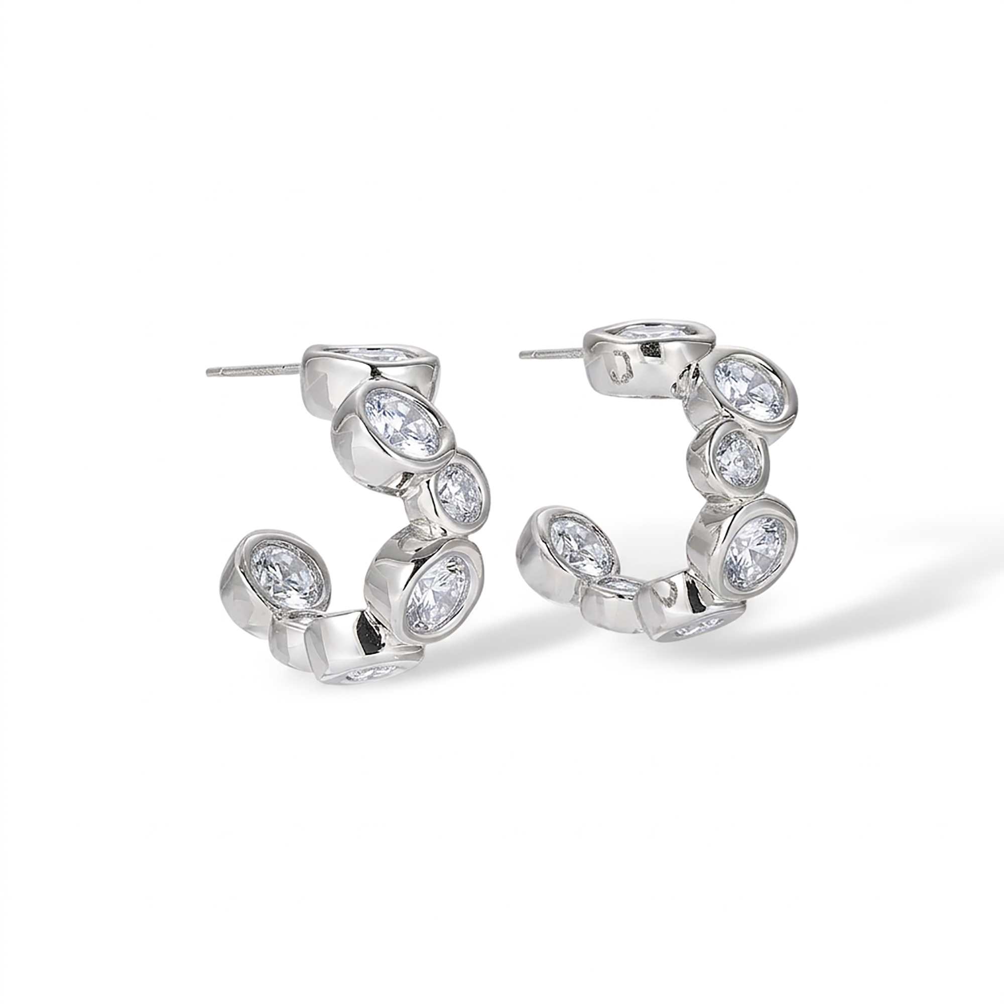 Eudoxa 18K Gold Bezel Round Earrings