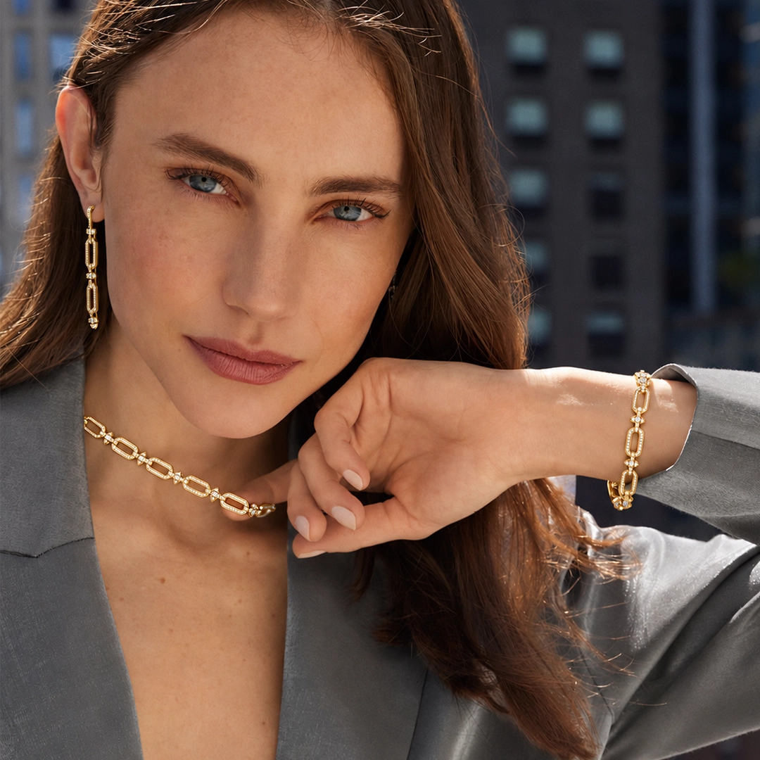 Gerburga 18K Gold Pavé Rectangular Link Necklace
