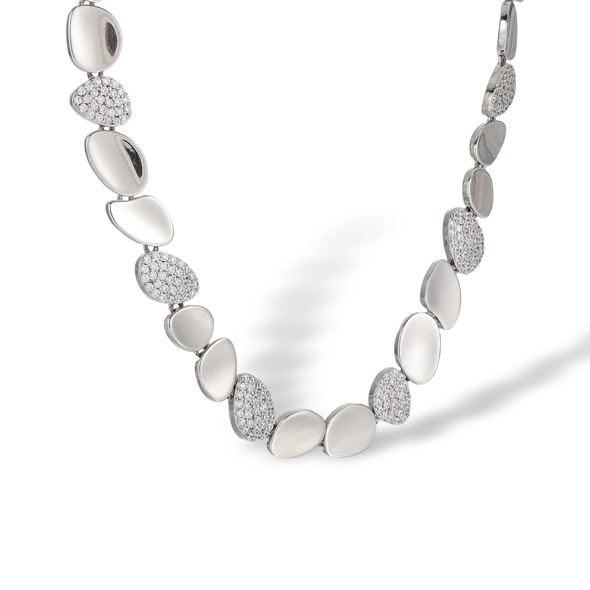 Hedlinde 18K Gold Irregular Pebble Choker Necklace