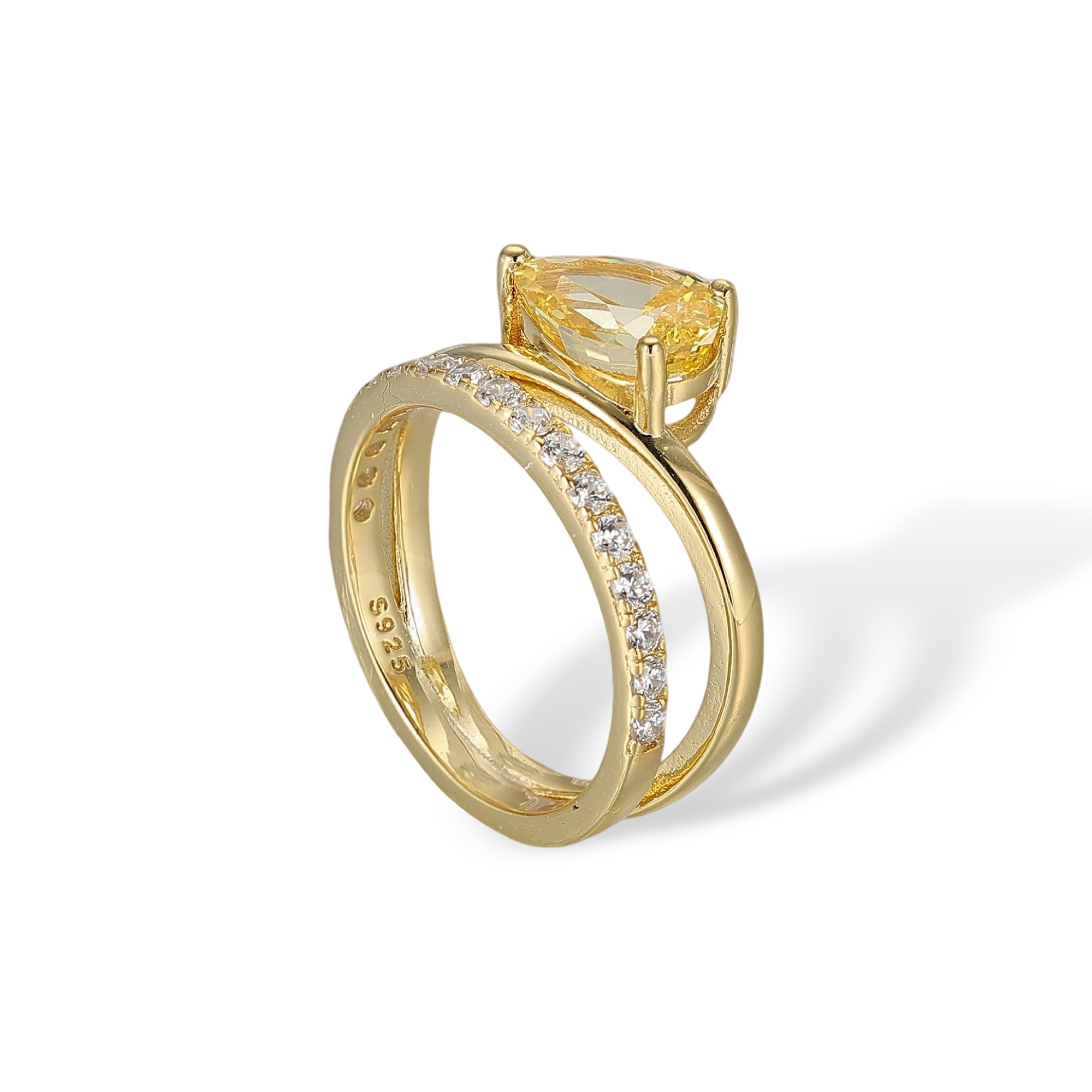 Herwina Yellow Teardrop Ring