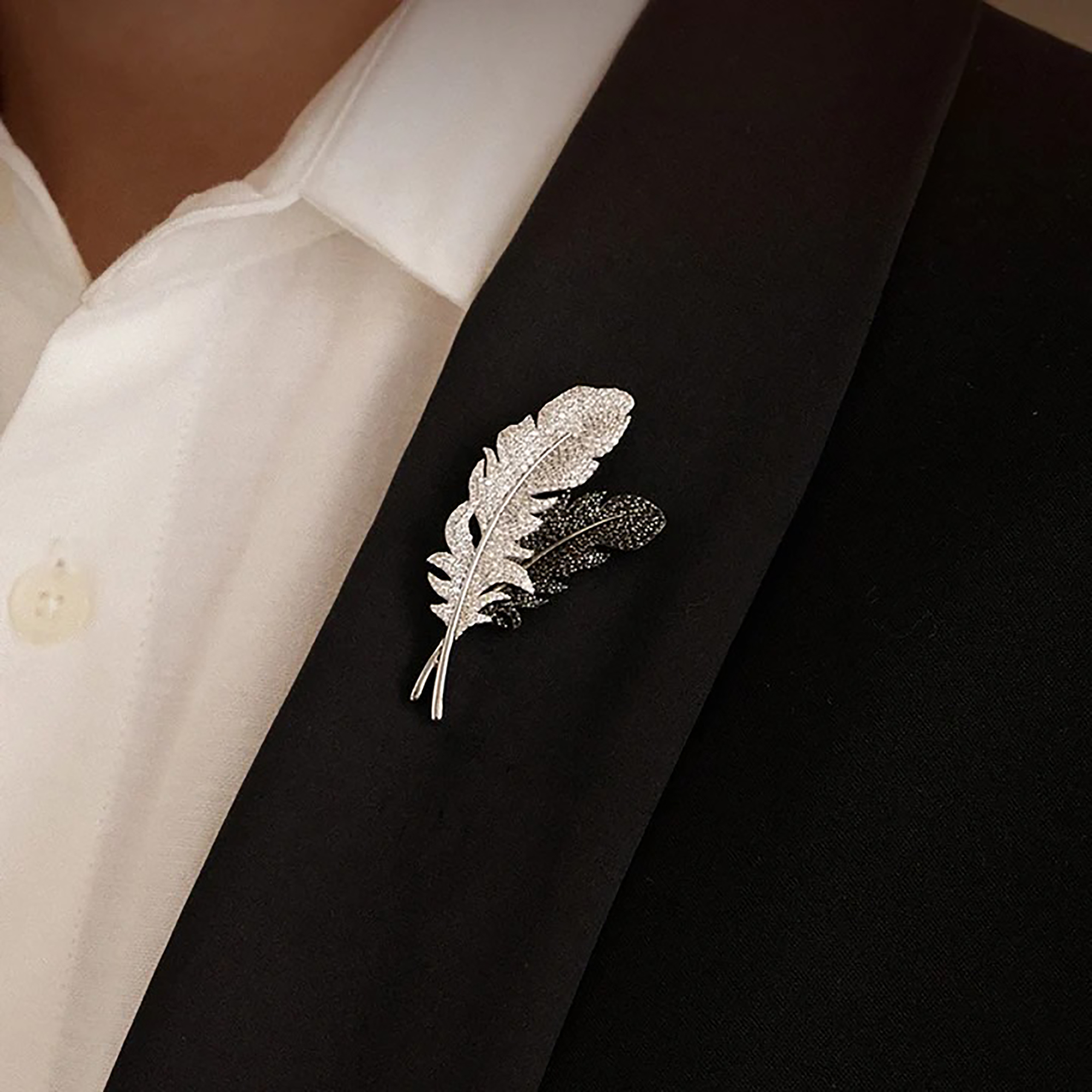 Jacobina Two Tone Feather Brooch