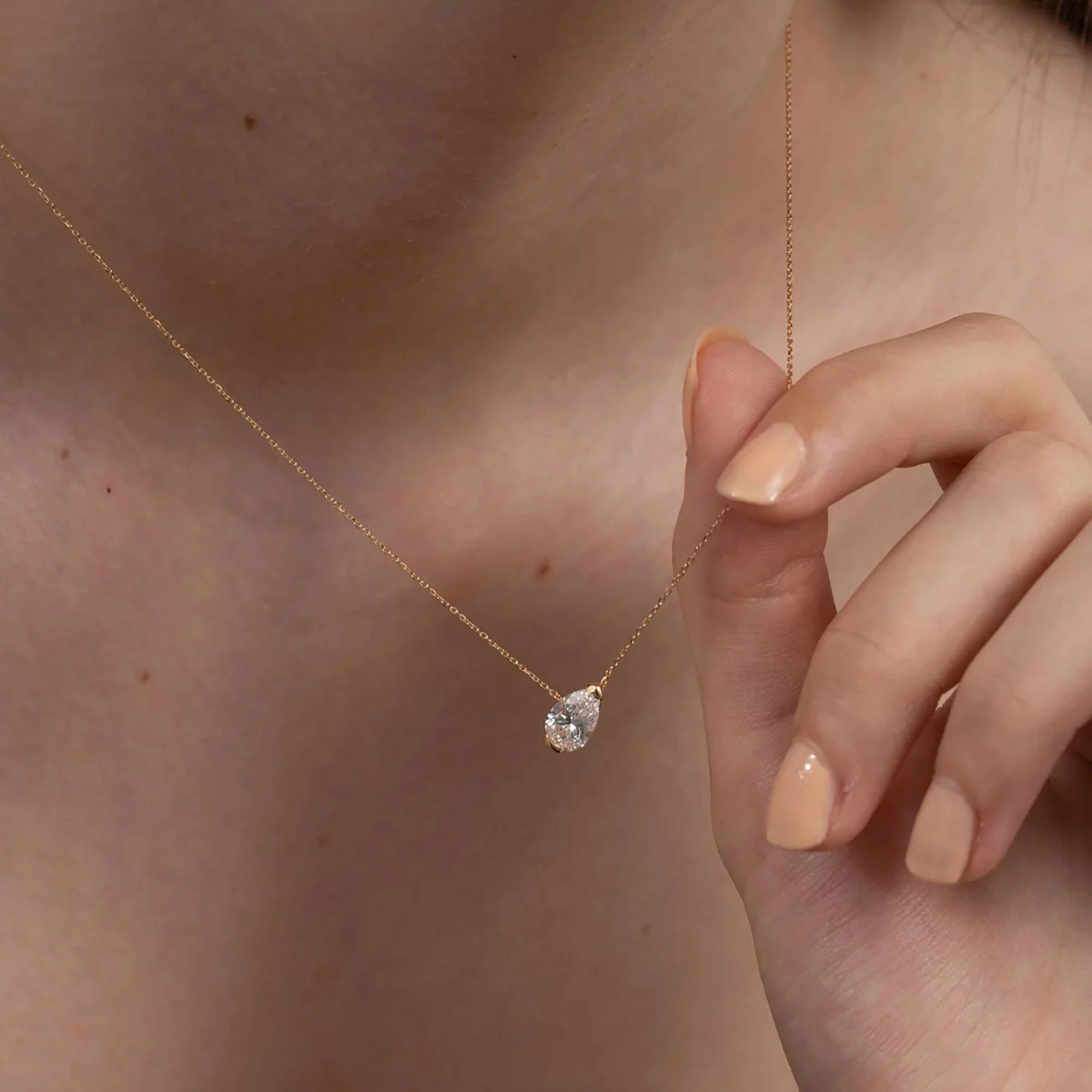 Frédérique 18K Gold Teardrop Necklace