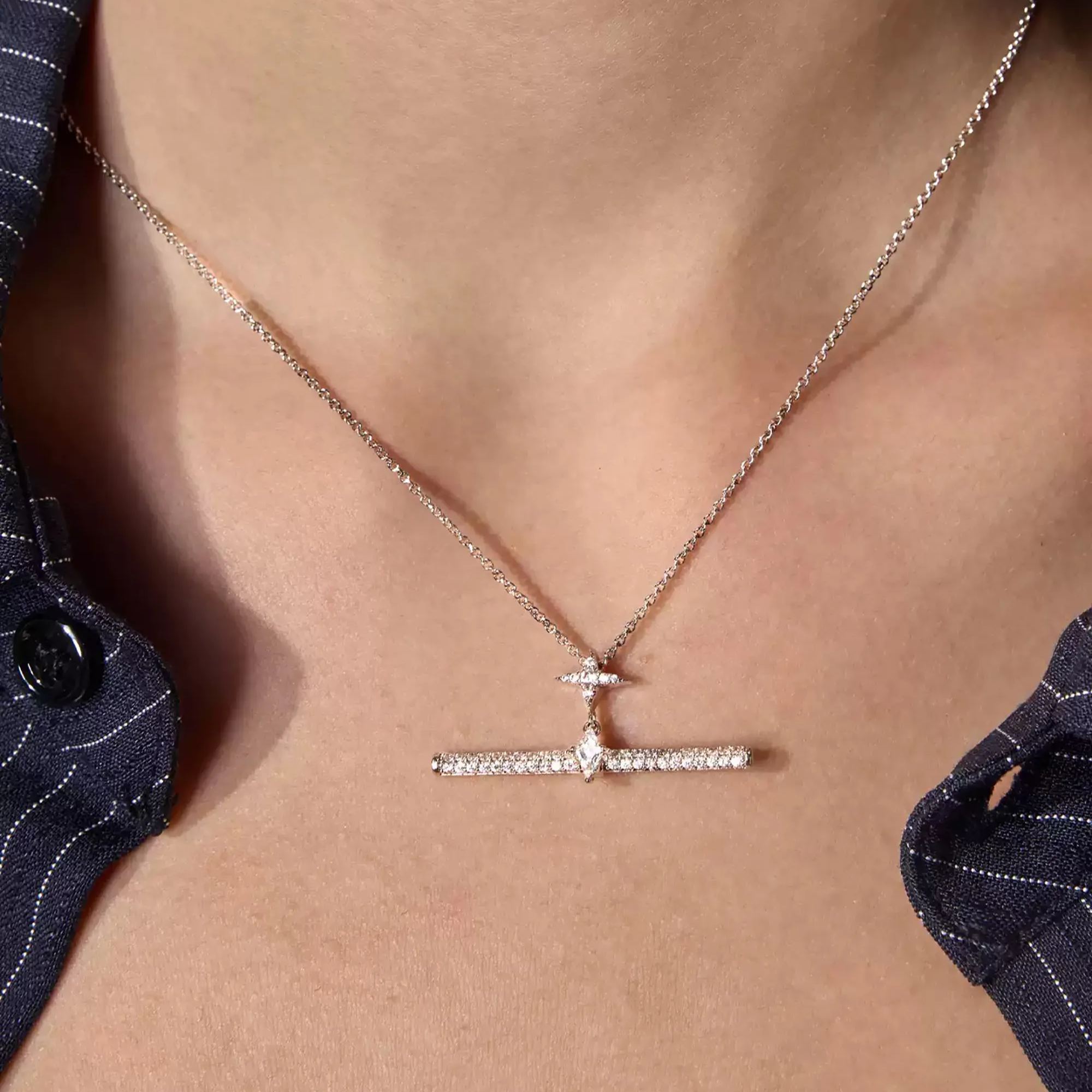 Anthéa White Starburst T-Bar Necklace