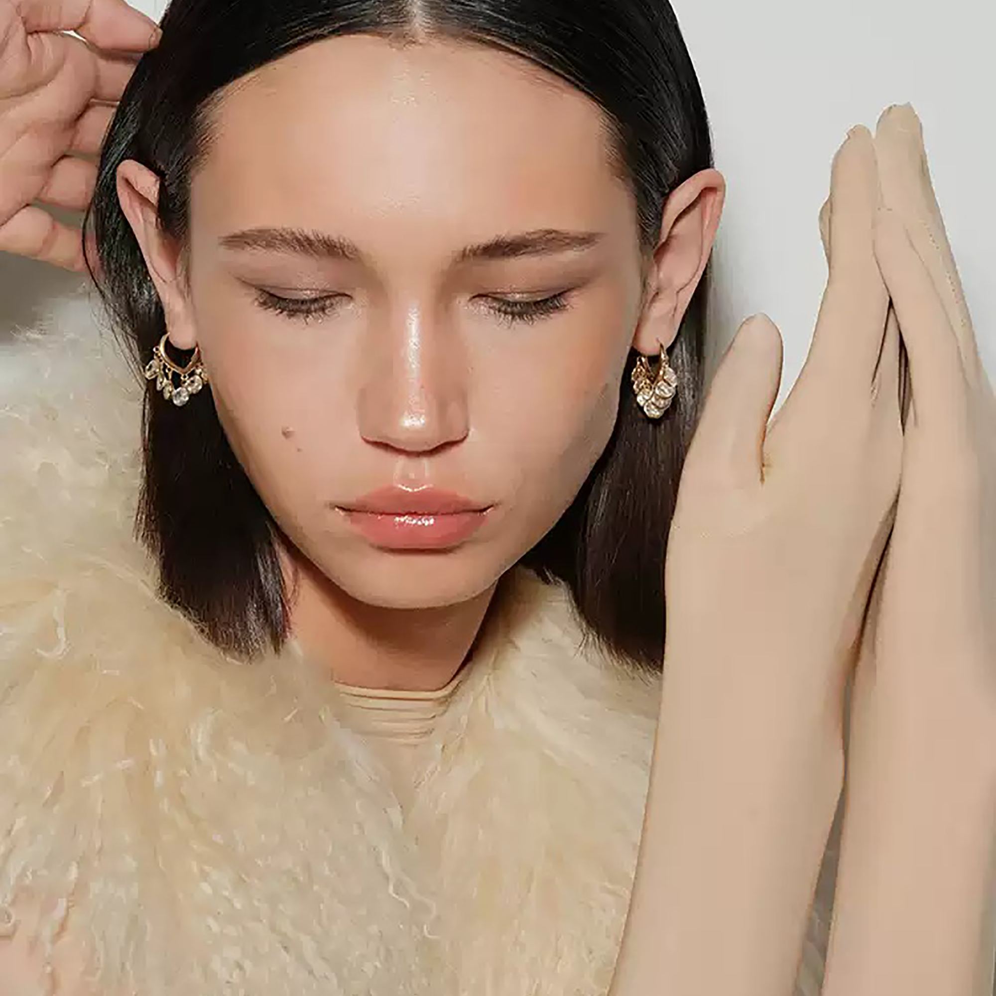 Zeuxippe Gold Bezel Round Fringe Huggie Earrings