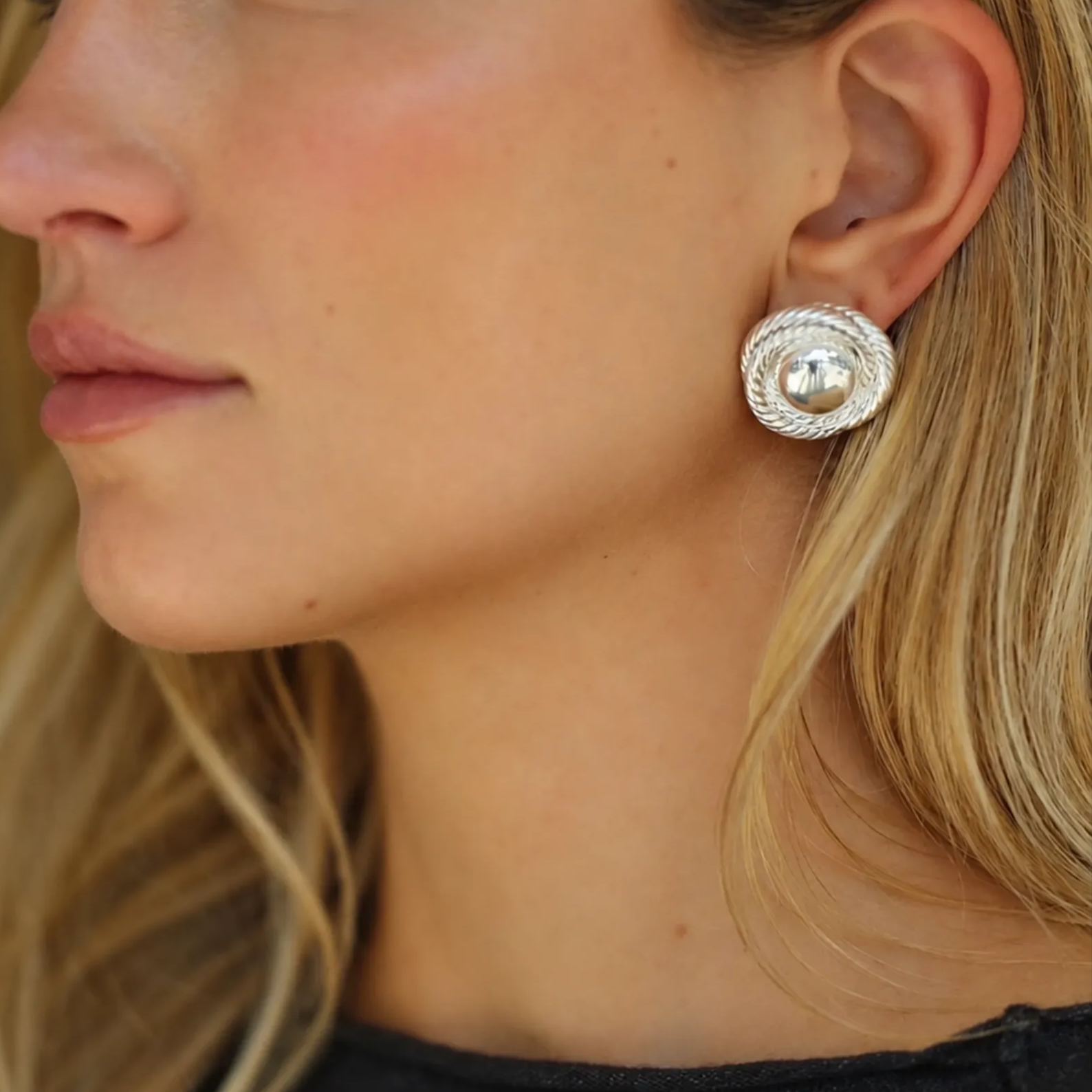 Jeromia 18K Gold Twisted Wire Stud Earrings