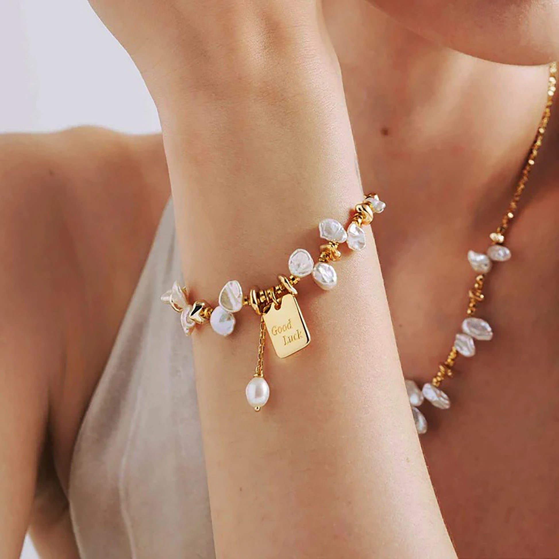 Adaltrun 14K Gold Baroque Pearl Bracelet