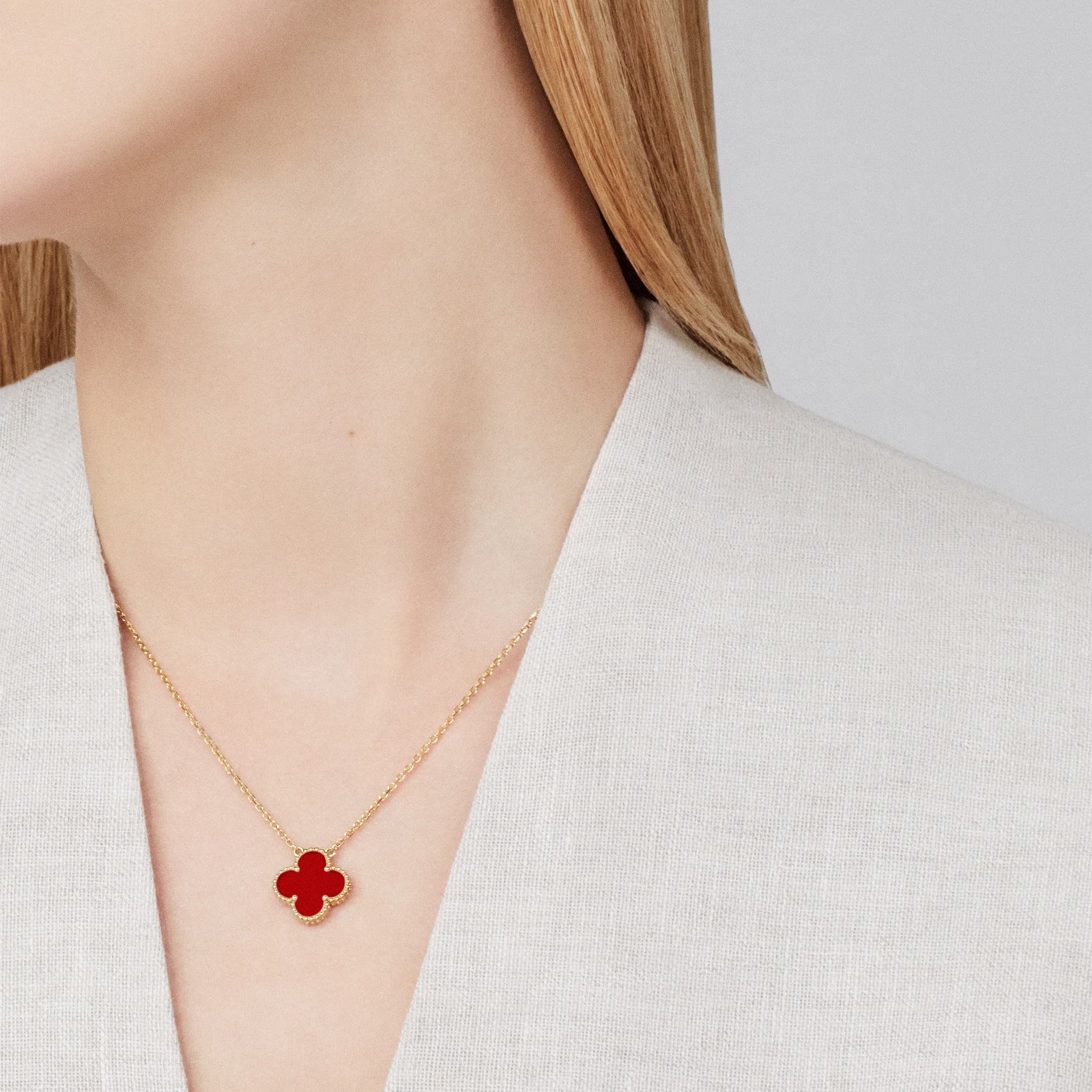 Aïcha Red Clover Necklace