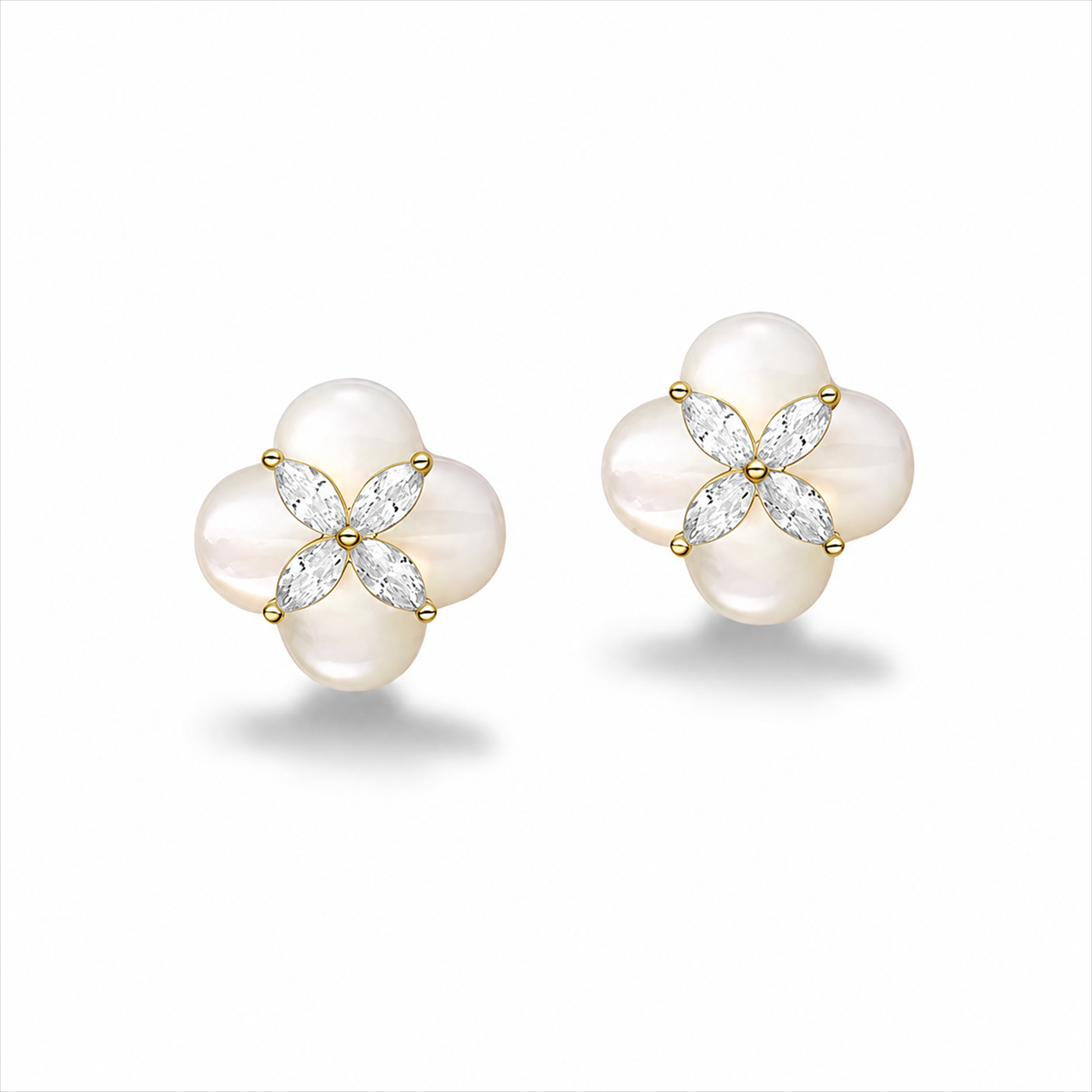 Ayleen Trèfle Floral Stud Earrings