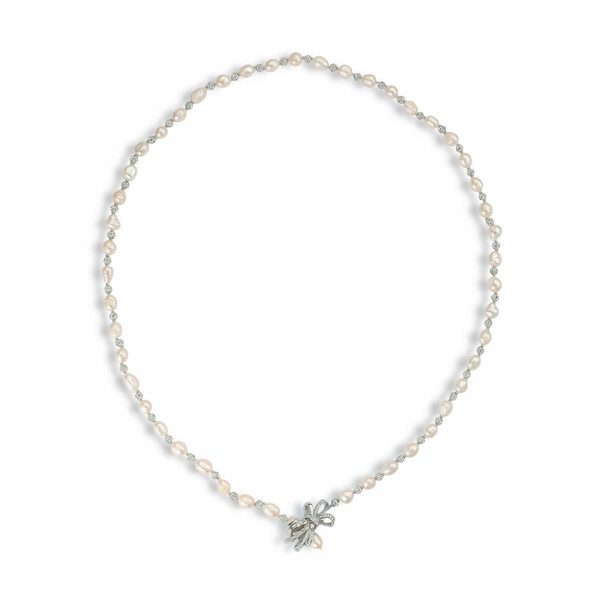 Béatitude Delicate White Pearl Sweater Necklace