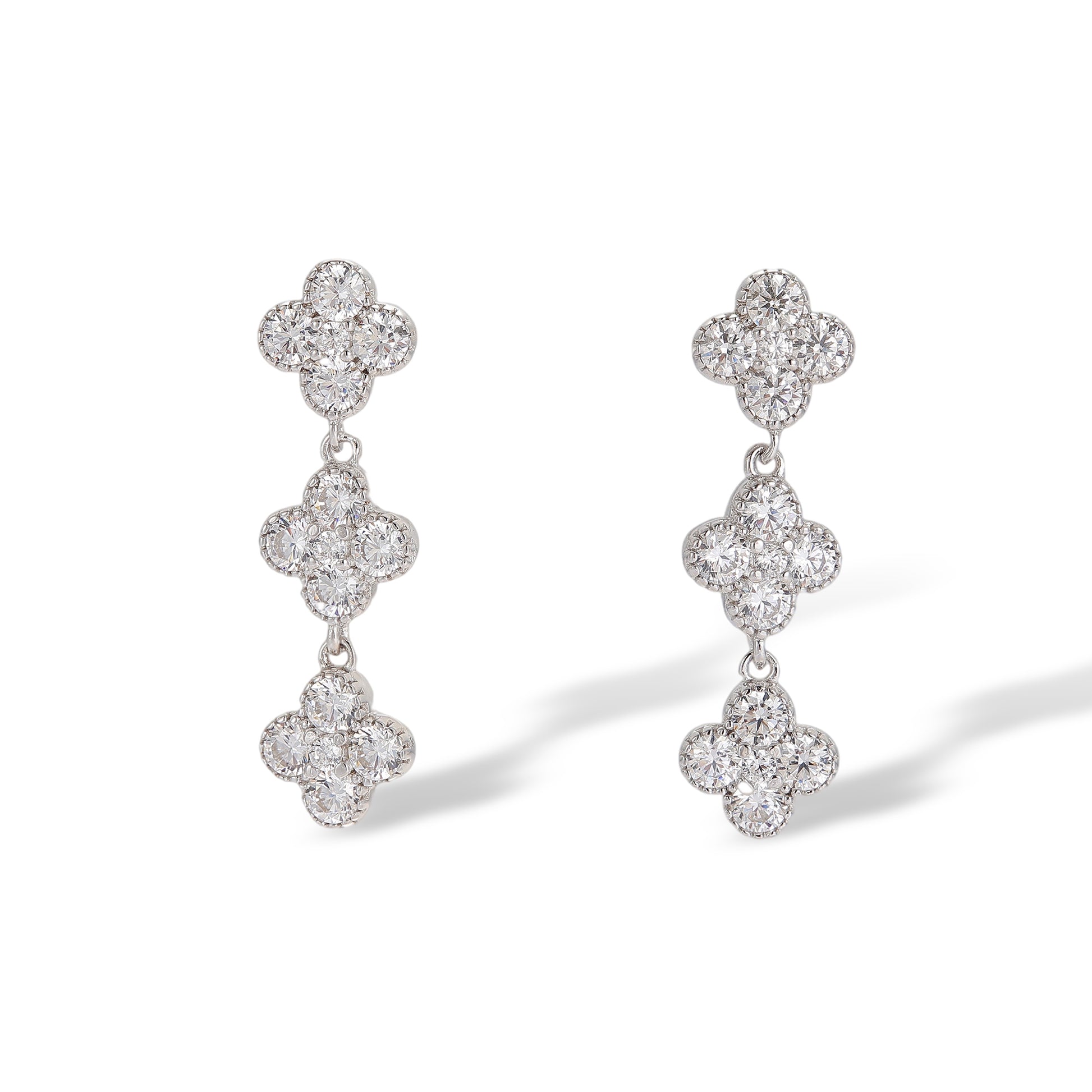 Bérinthe White Trèfle Drop Earrings