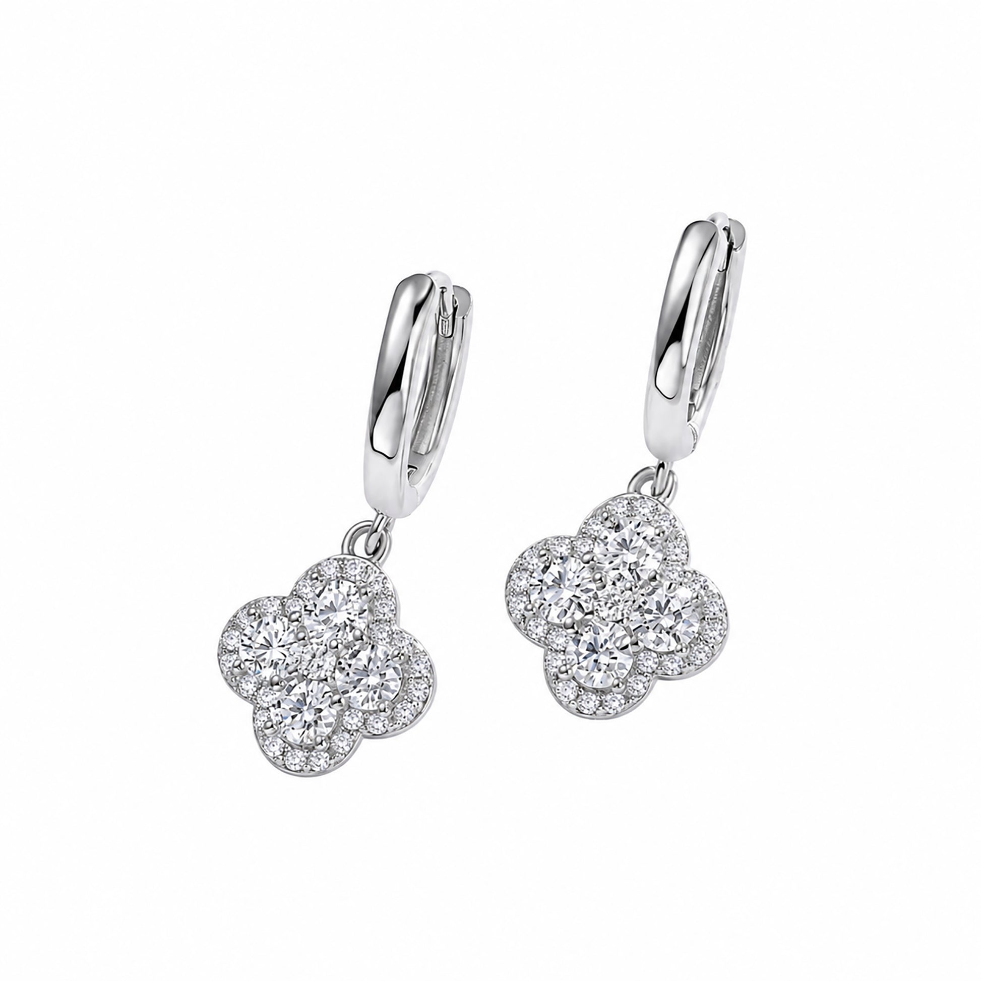 Brunswind 14K Gold Trèfle Moissanite Earrings