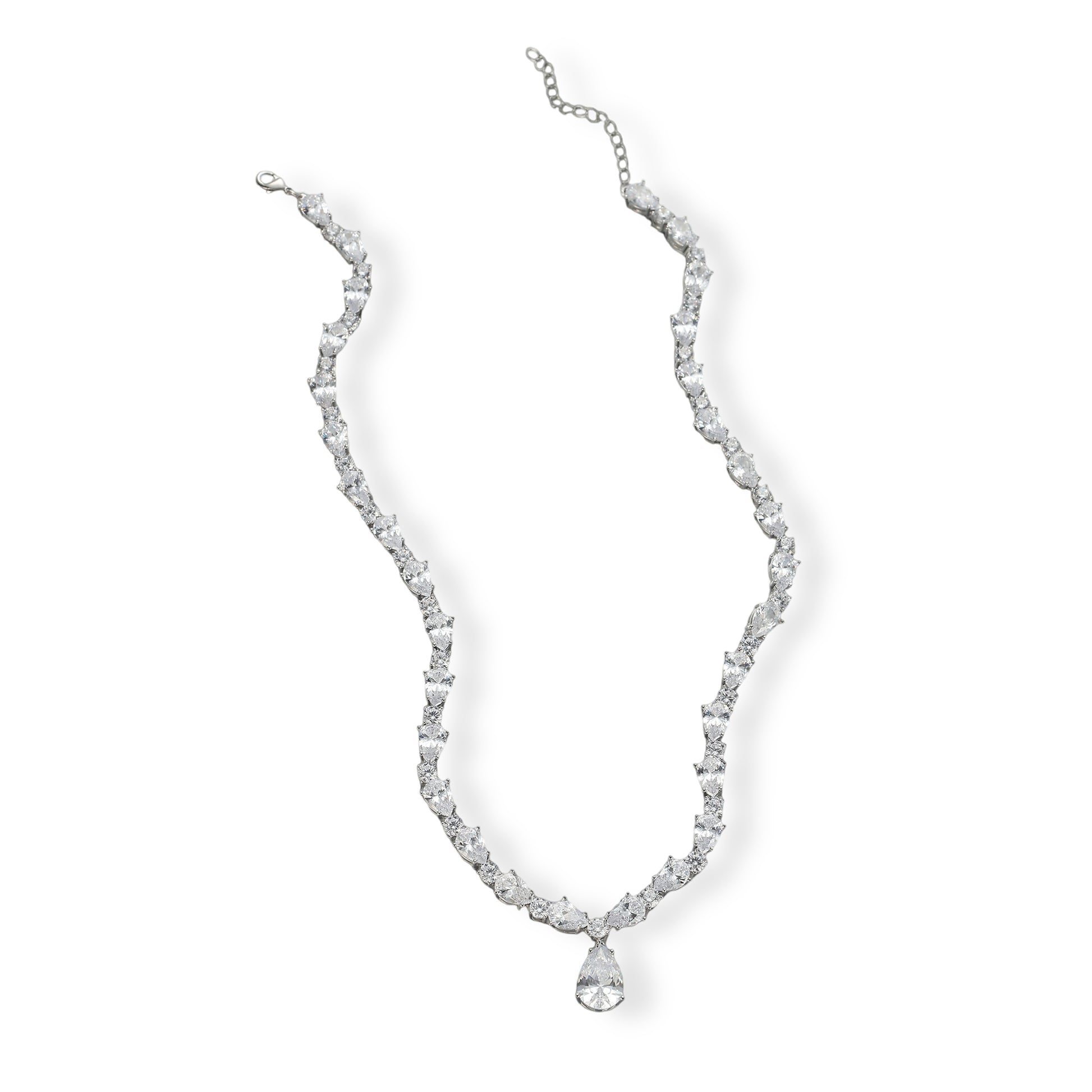 Églantine White Teardrop Necklace