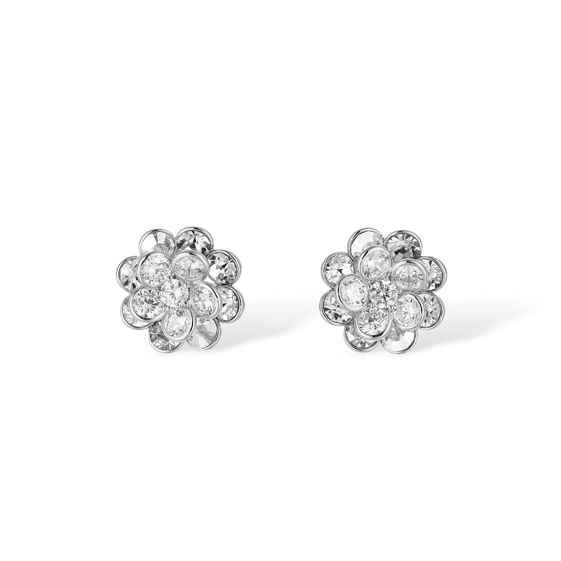 Élixane Spinning Floral Stud Earrings