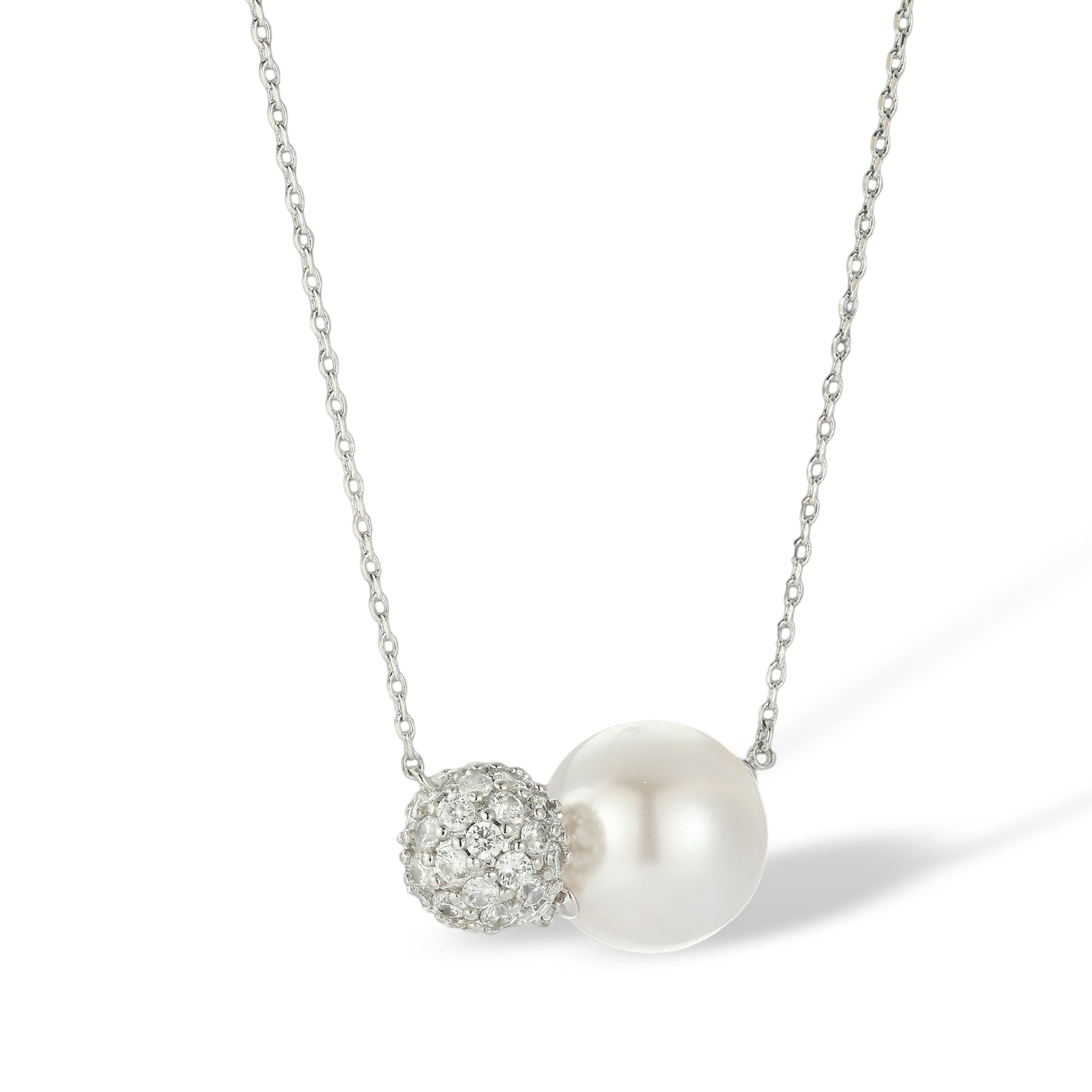 Elslinde White Pearl Necklace
