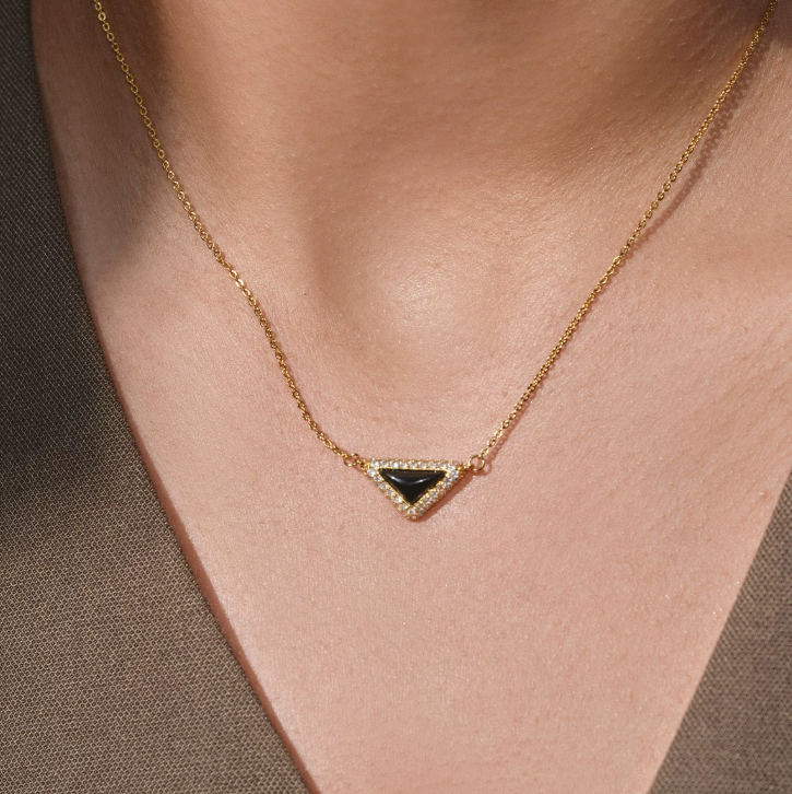 Geertje 14K Gold Triangular Necklace