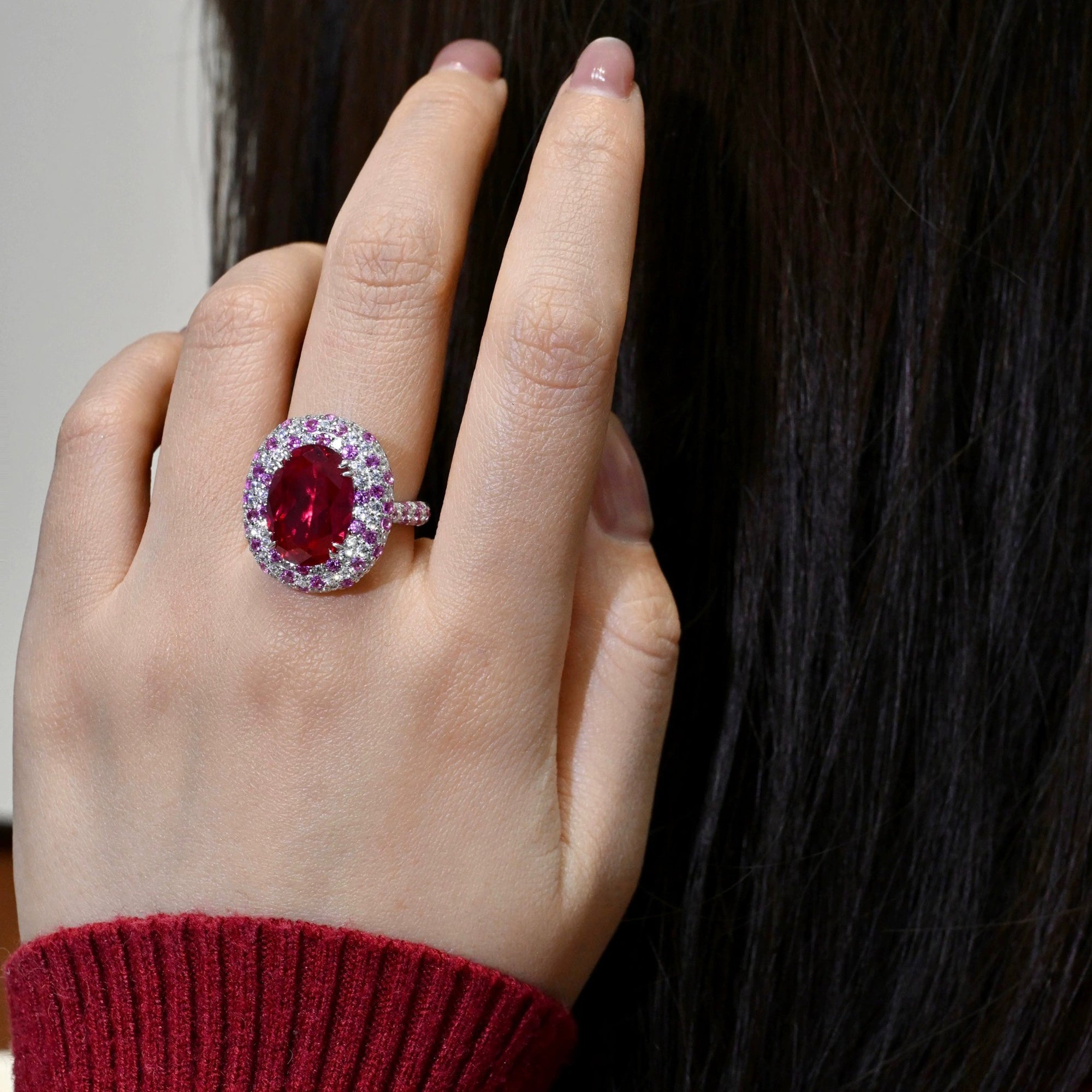 Gidèle Red Oval Ring