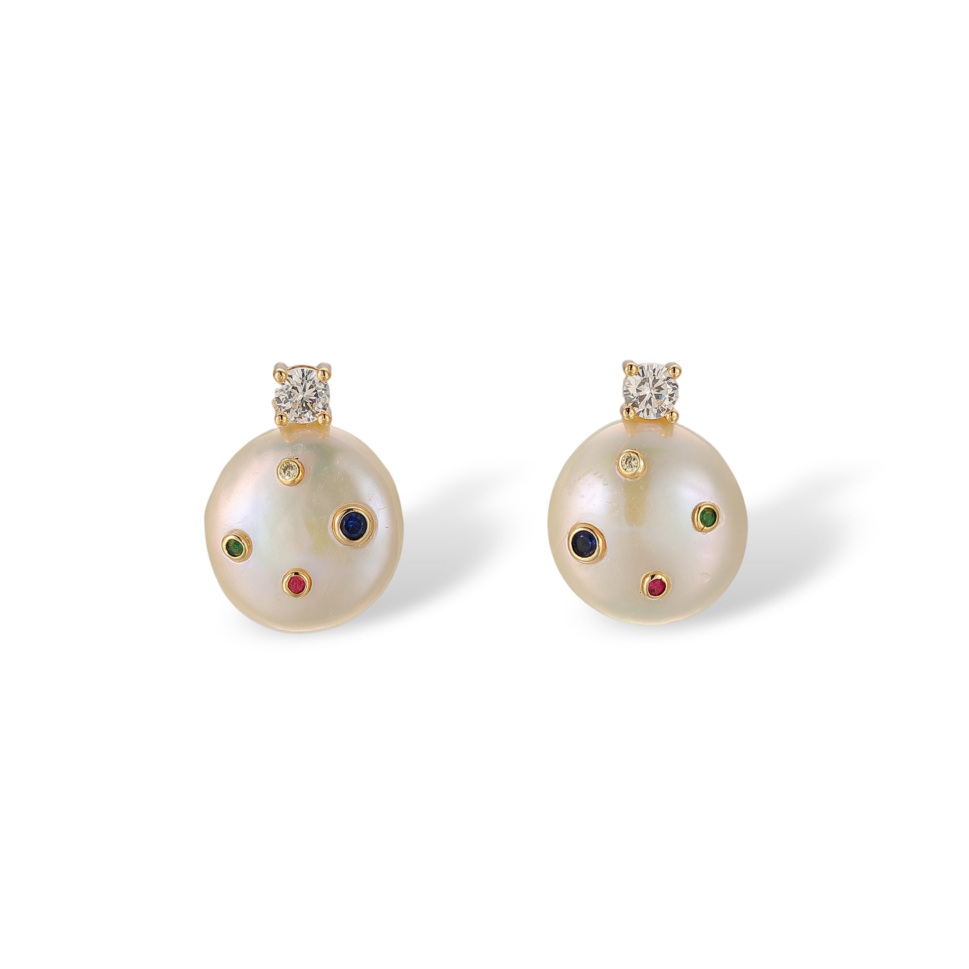 Gravé White Baroque Pearl Earrings