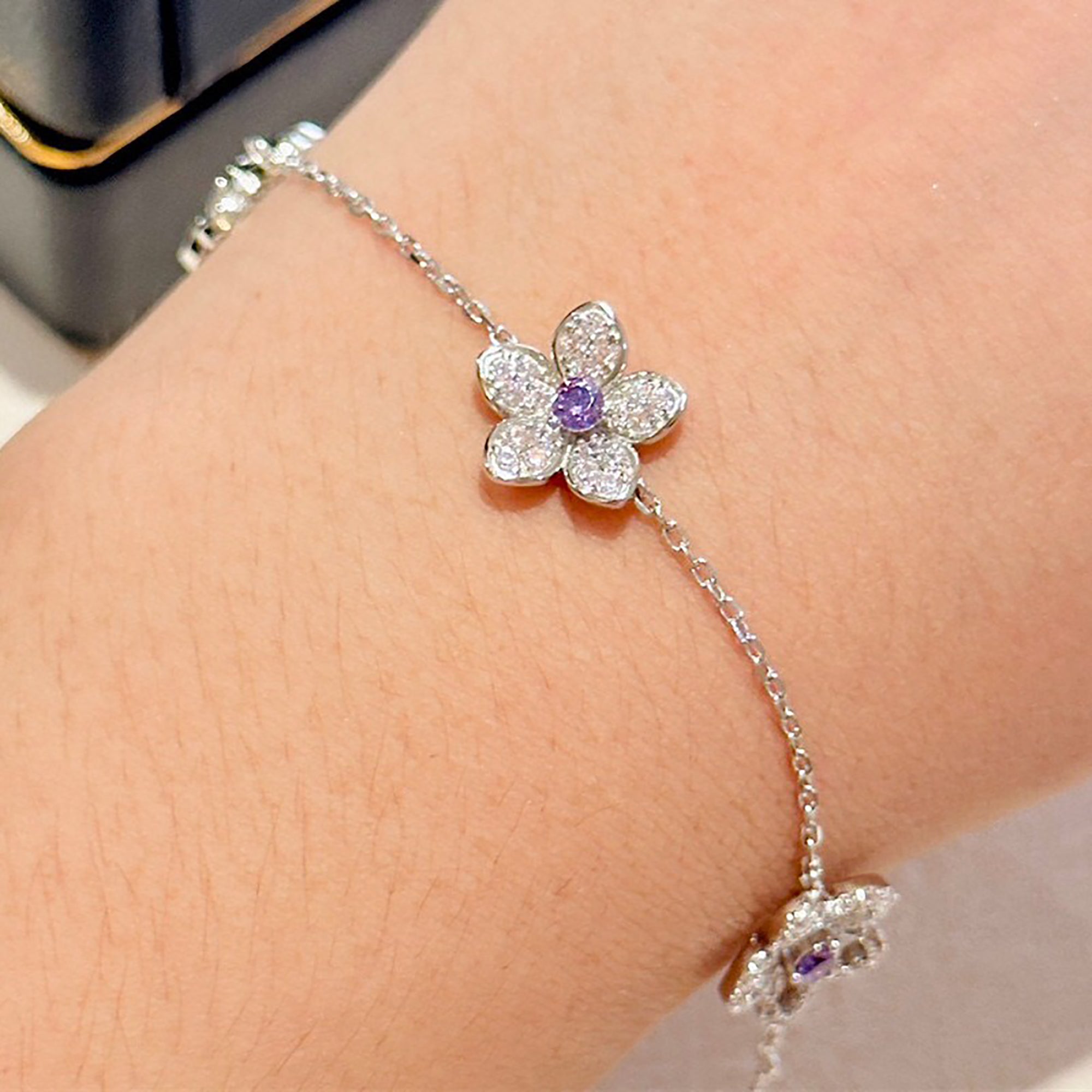 Gundmina Purple Floral Bracelet