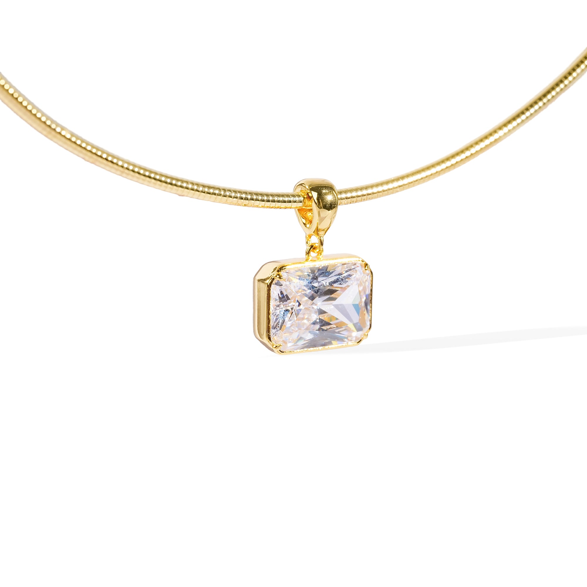 Hedhilde 14K Gold Rectangular Choker Necklace