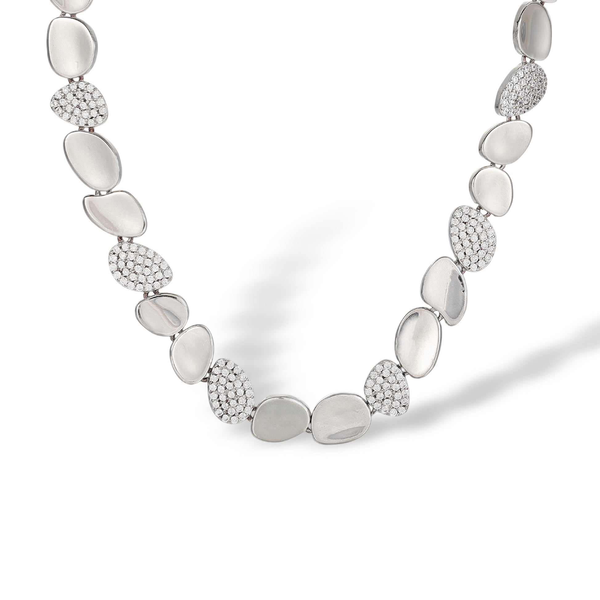Hedlinde 18K Gold Irregular Pebble Choker Necklace