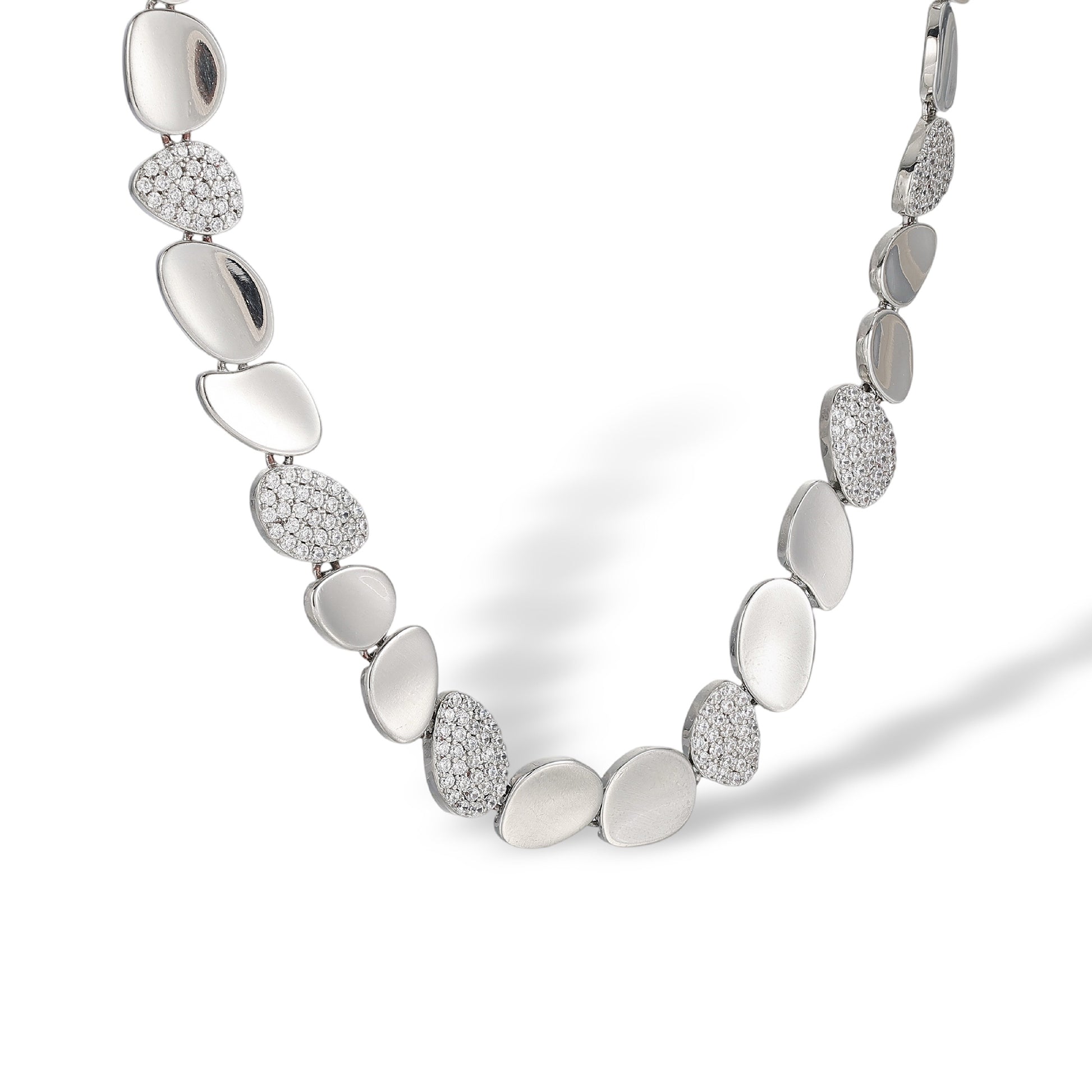 Hedlinde 18K Gold Irregular Pebble Choker Necklace
