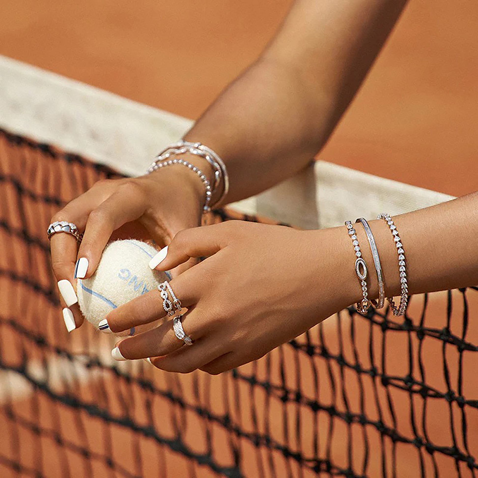 Henrike Silver Oval Hollow Bracelet