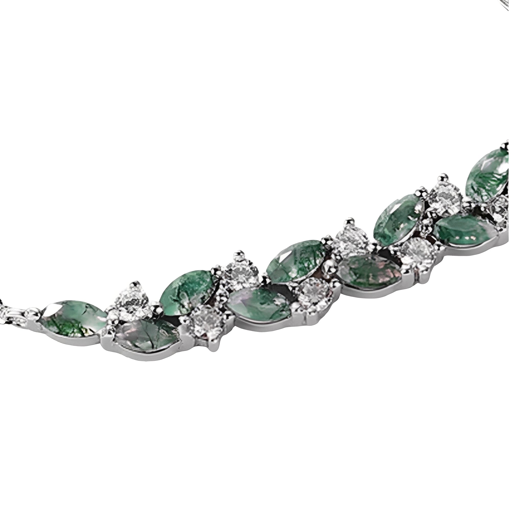 Imène Green Moss Vine Necklace