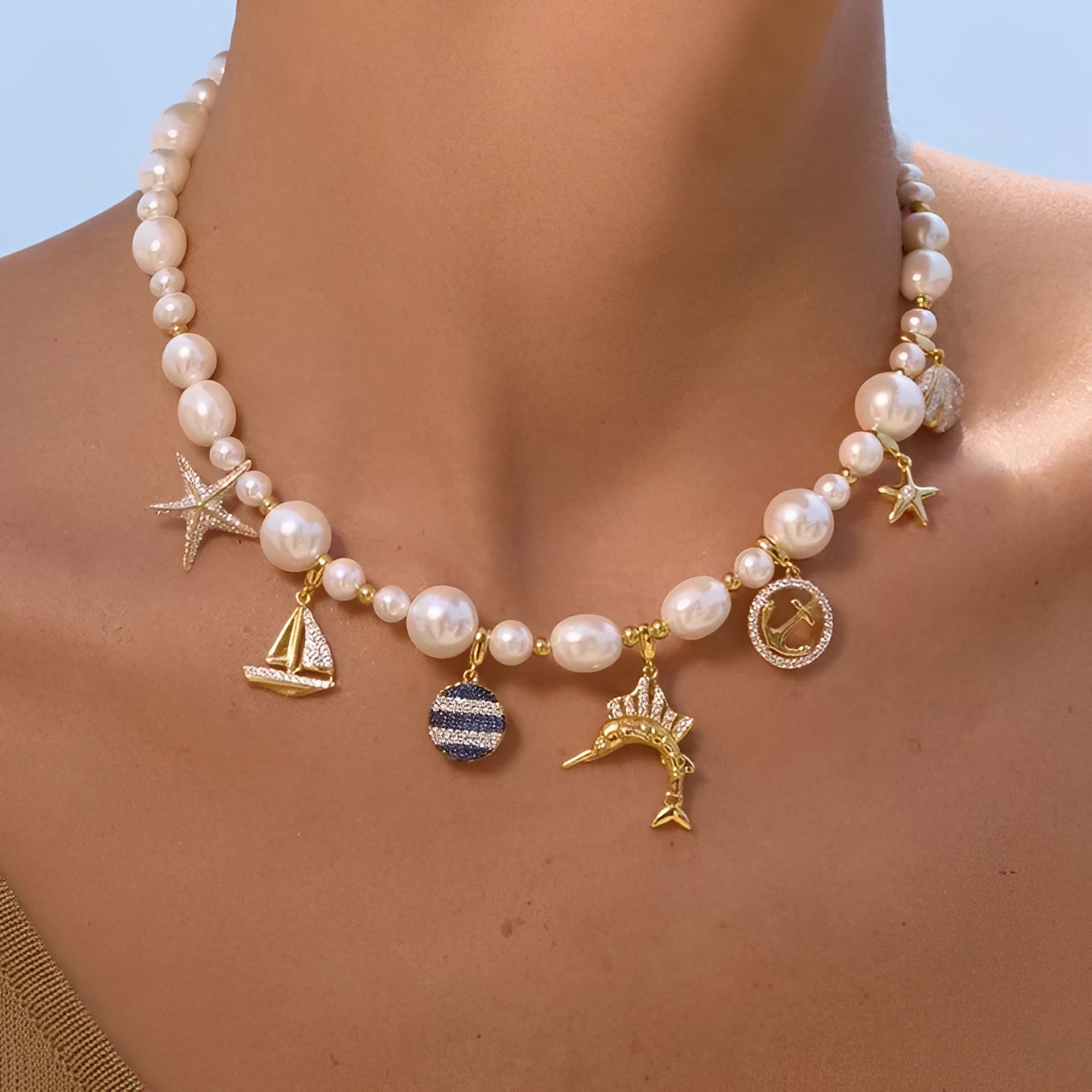 Jania White Pearls Necklace