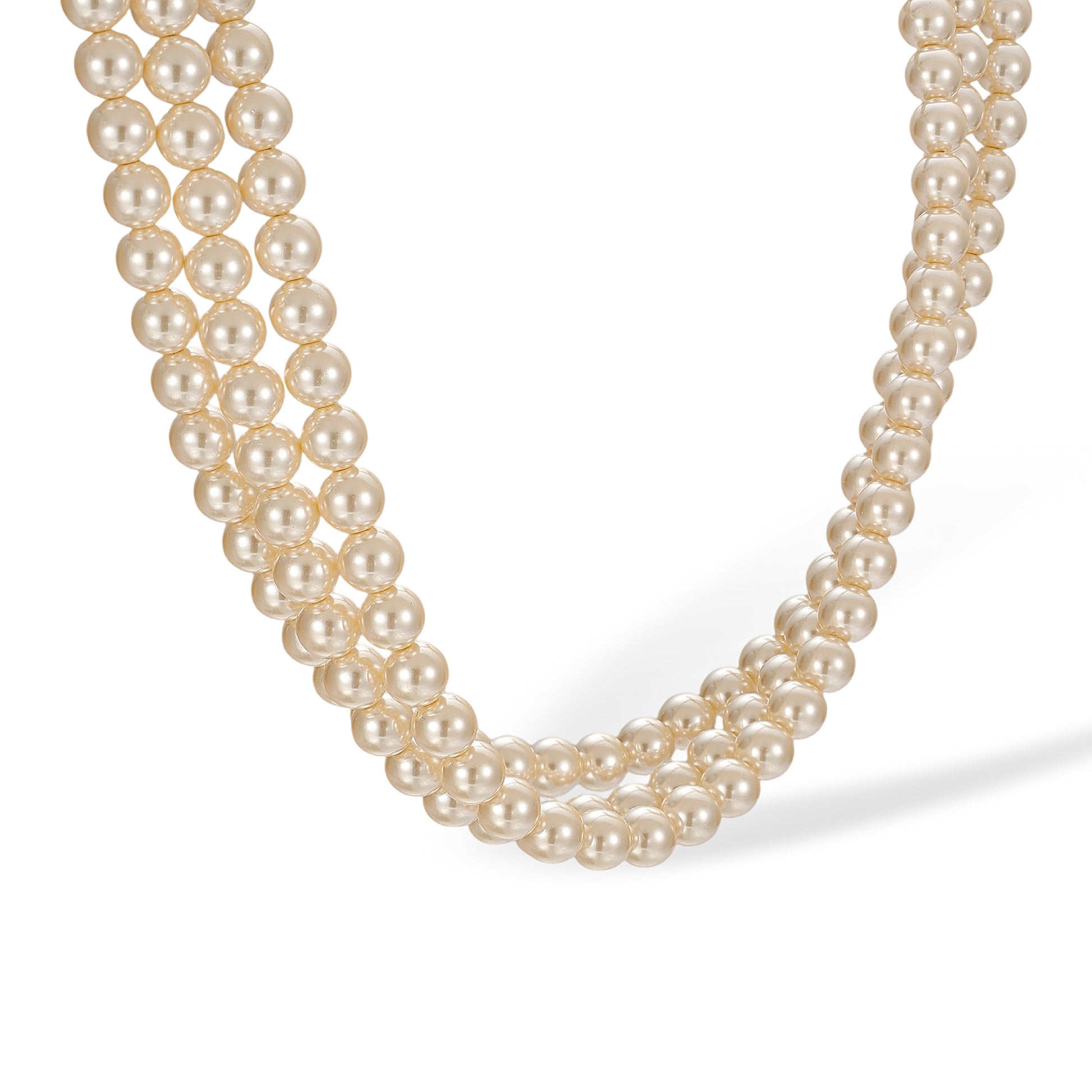 Jantje White Three-Layer Pearl Necklace
