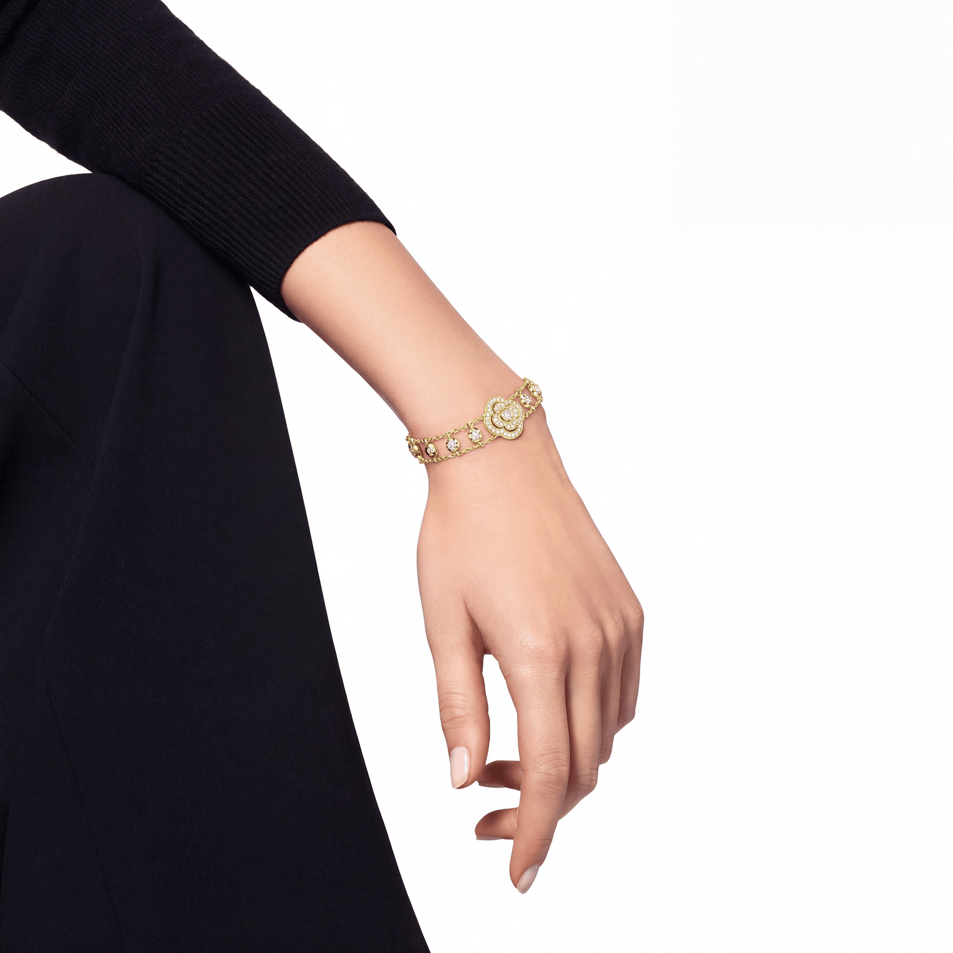Jasmin White Camellia Floral Bracelet