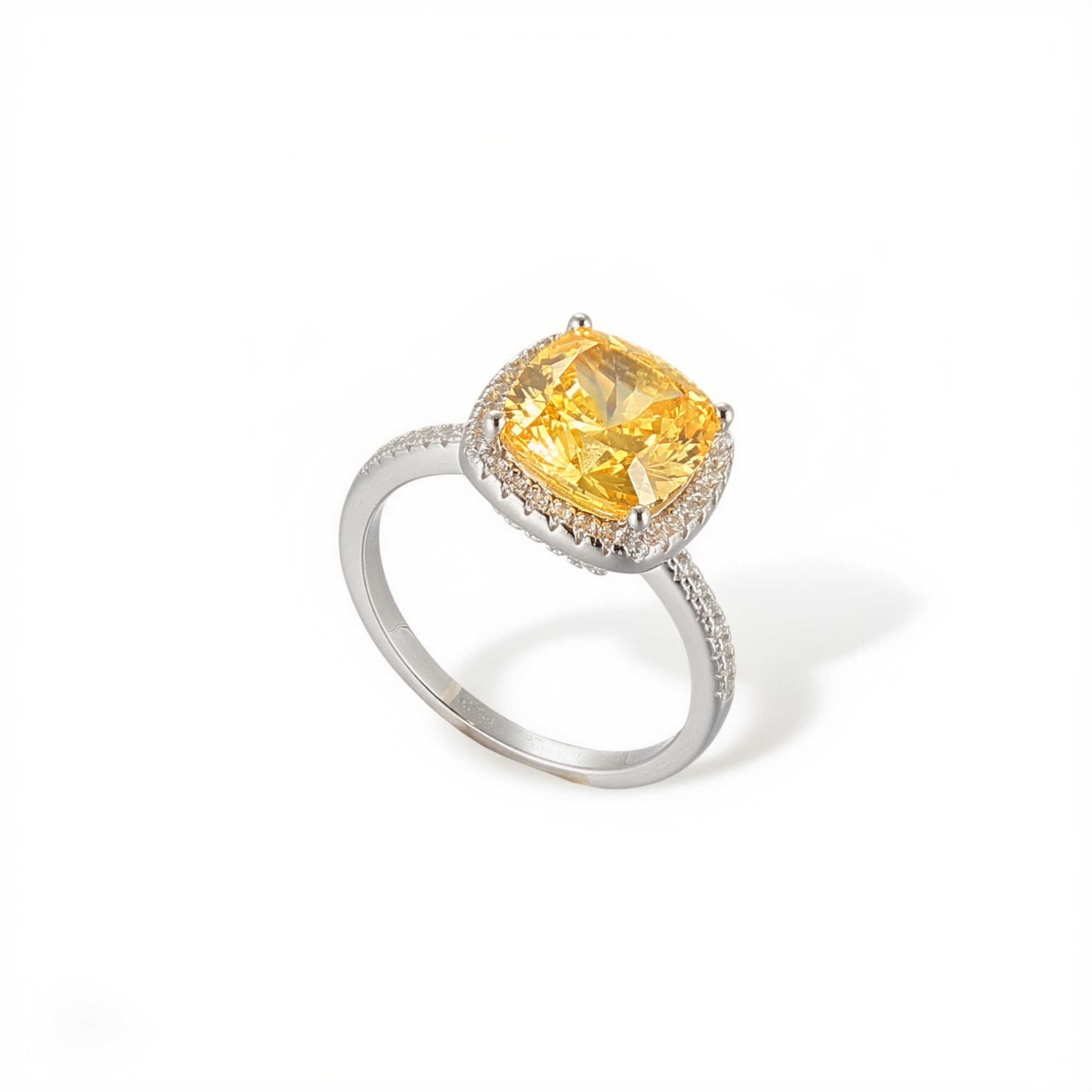 Kévinne Cushion Yellow Ring