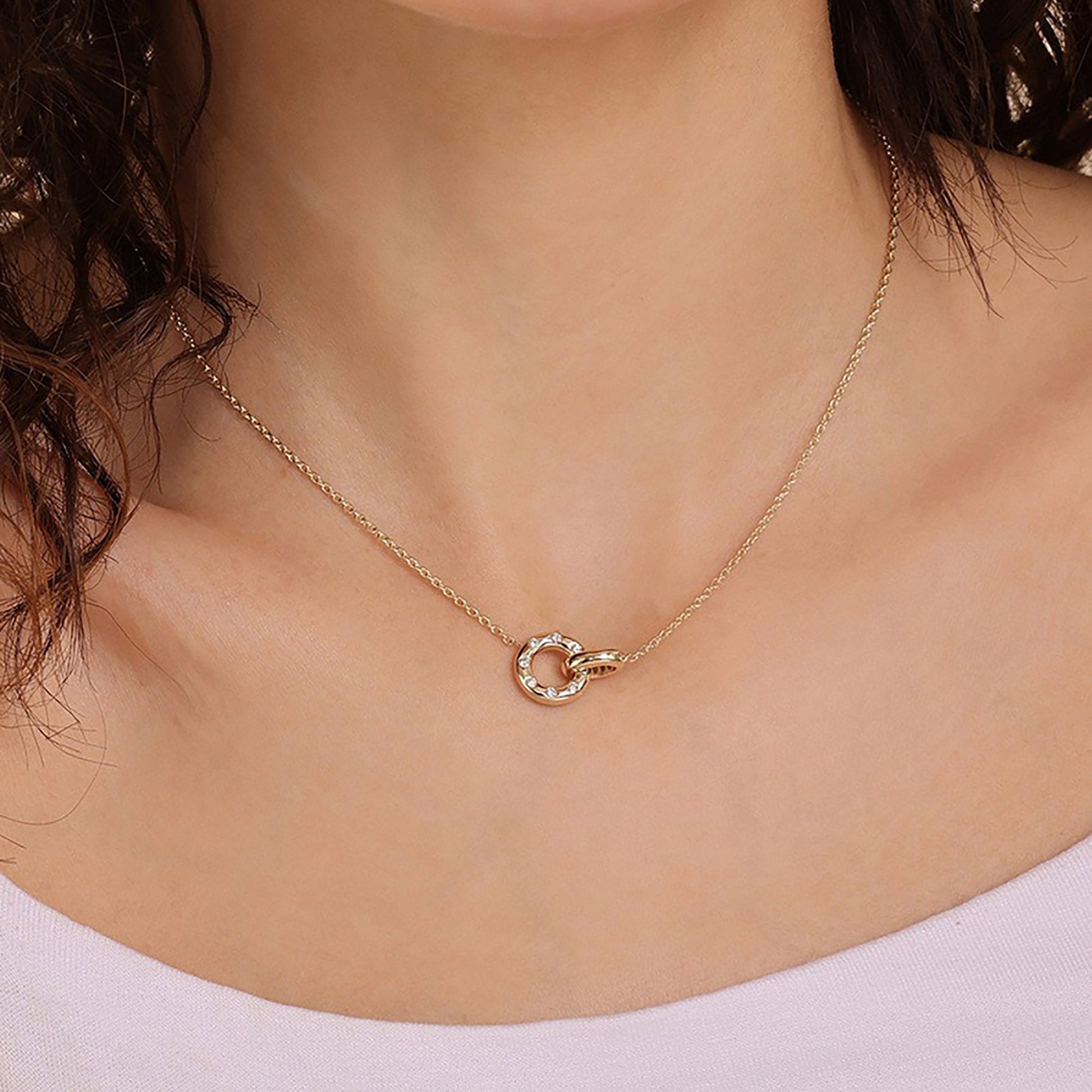 Korinna 18K Gold Interlocking Circular Necklace