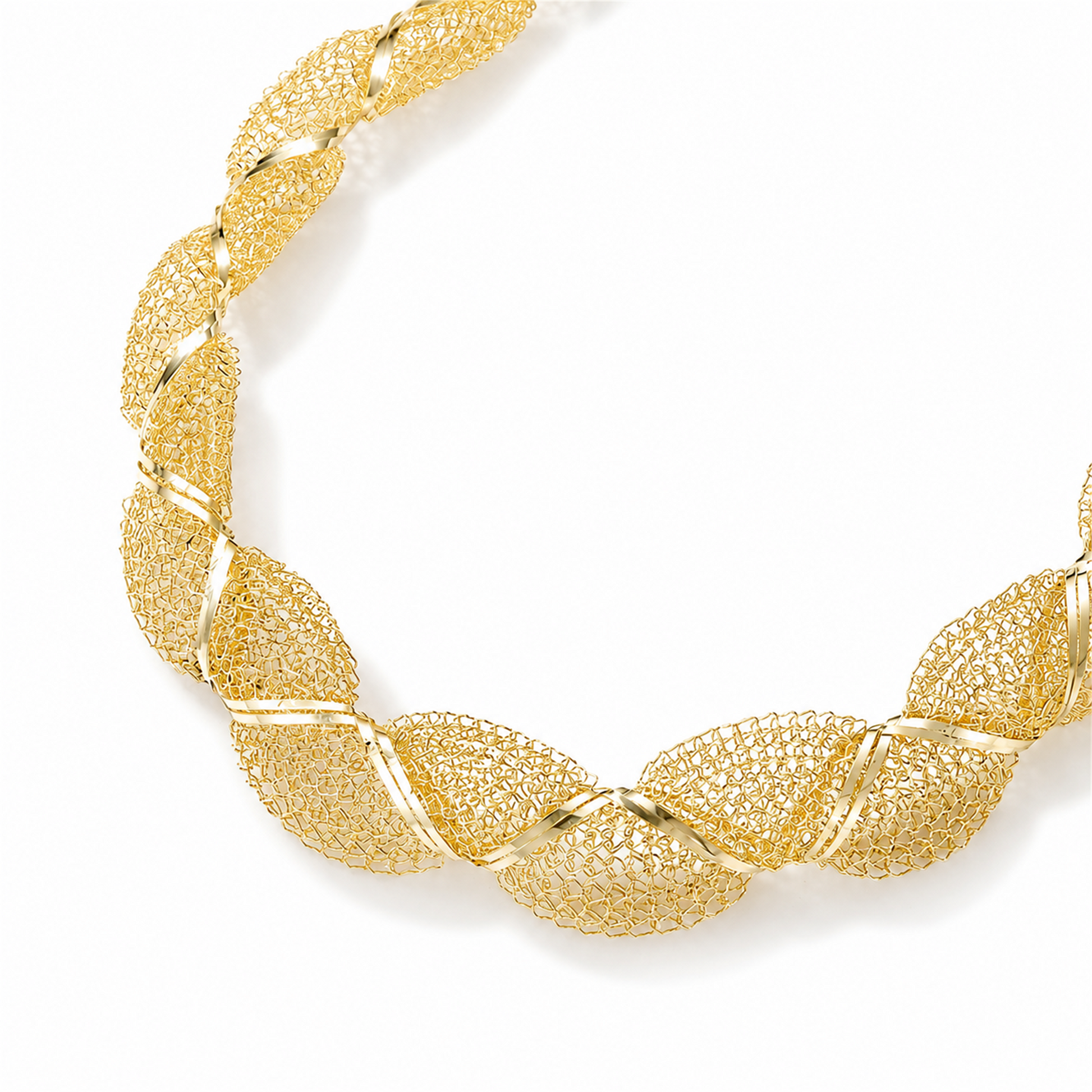 Leona 14K Gold Twisted Woven Mesh Bracelet
