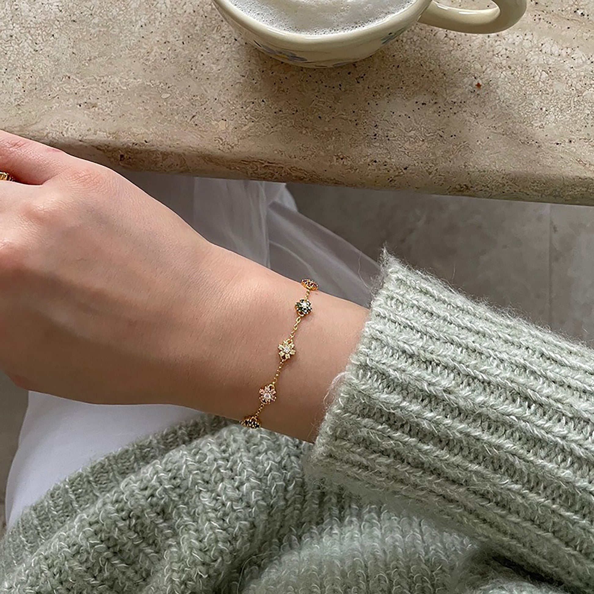 Liesse Multicolor Floral Bracelet