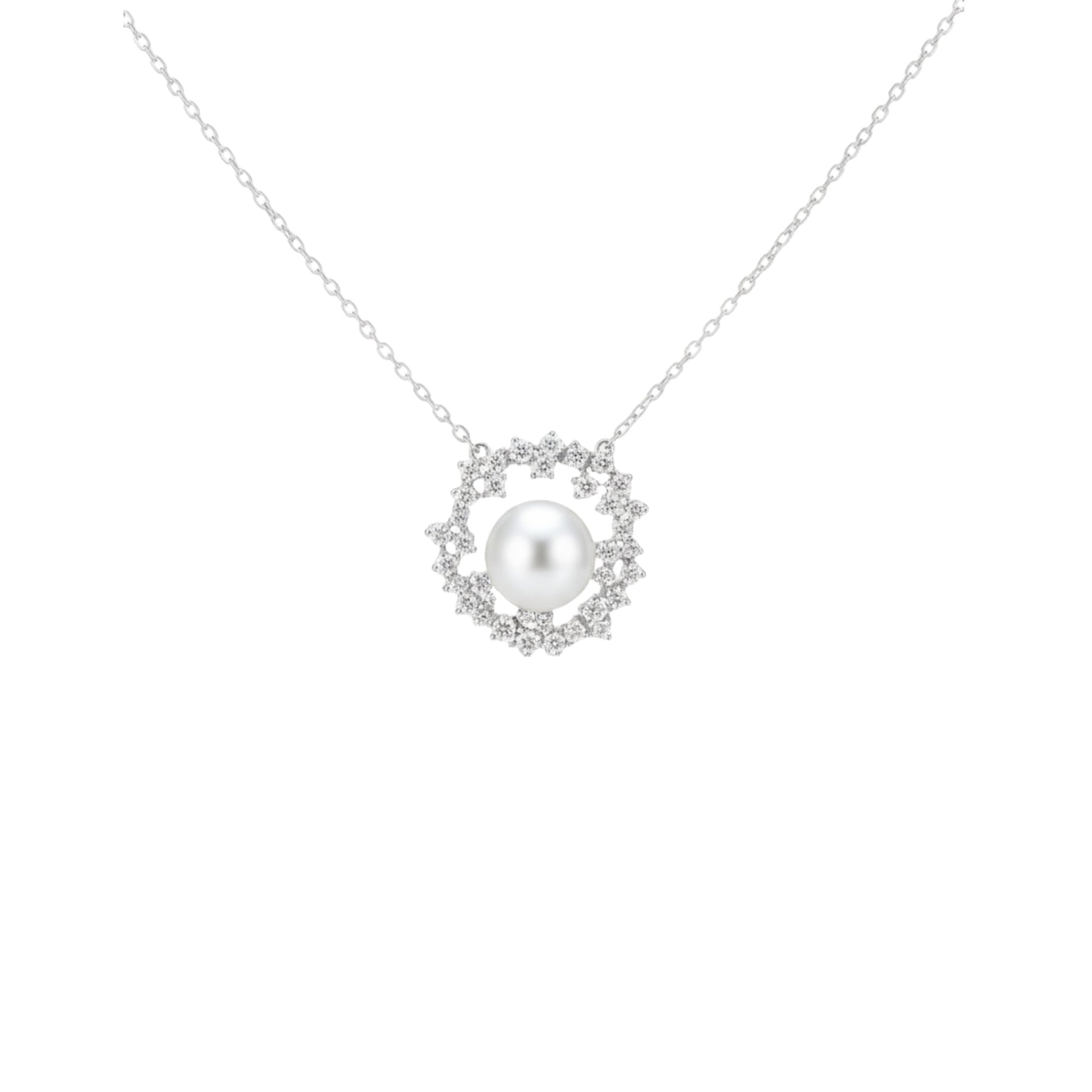 Livie White Pearl Necklace