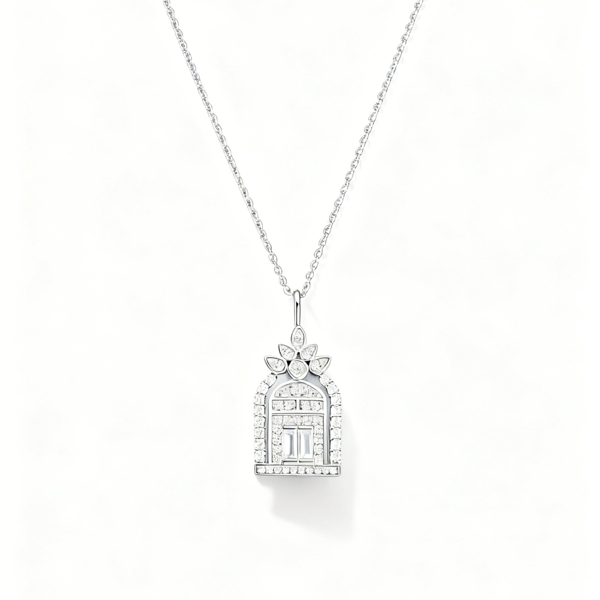 Lumière Arcadia White Necklace