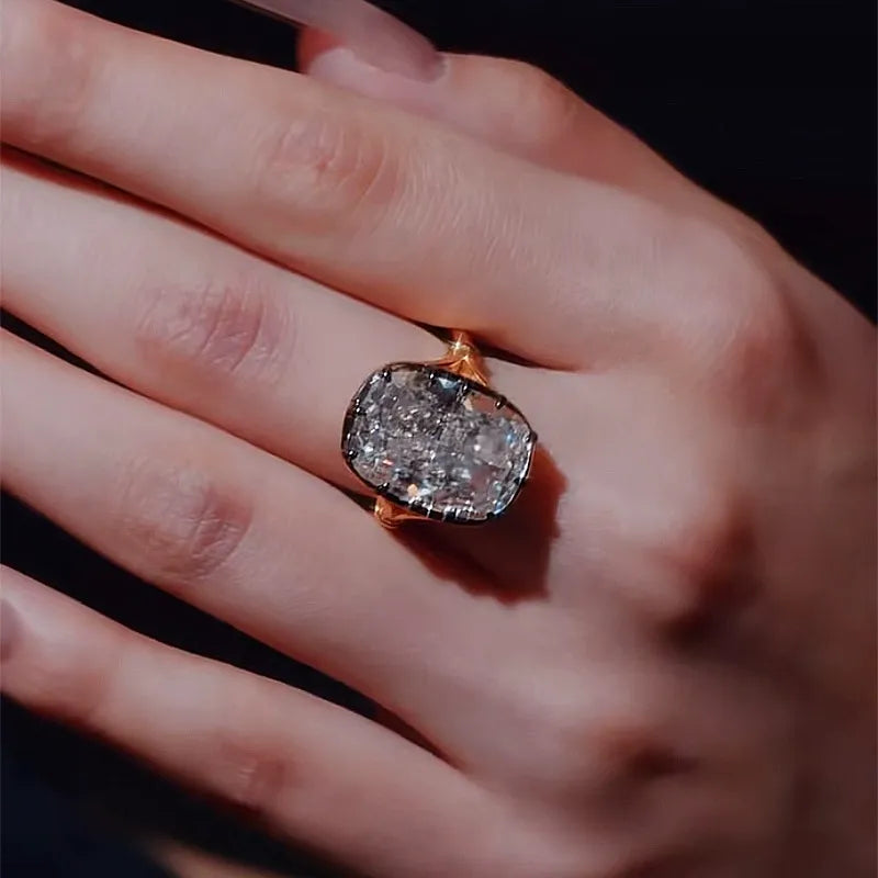 Marcelle 18K Gold Cushion Ring