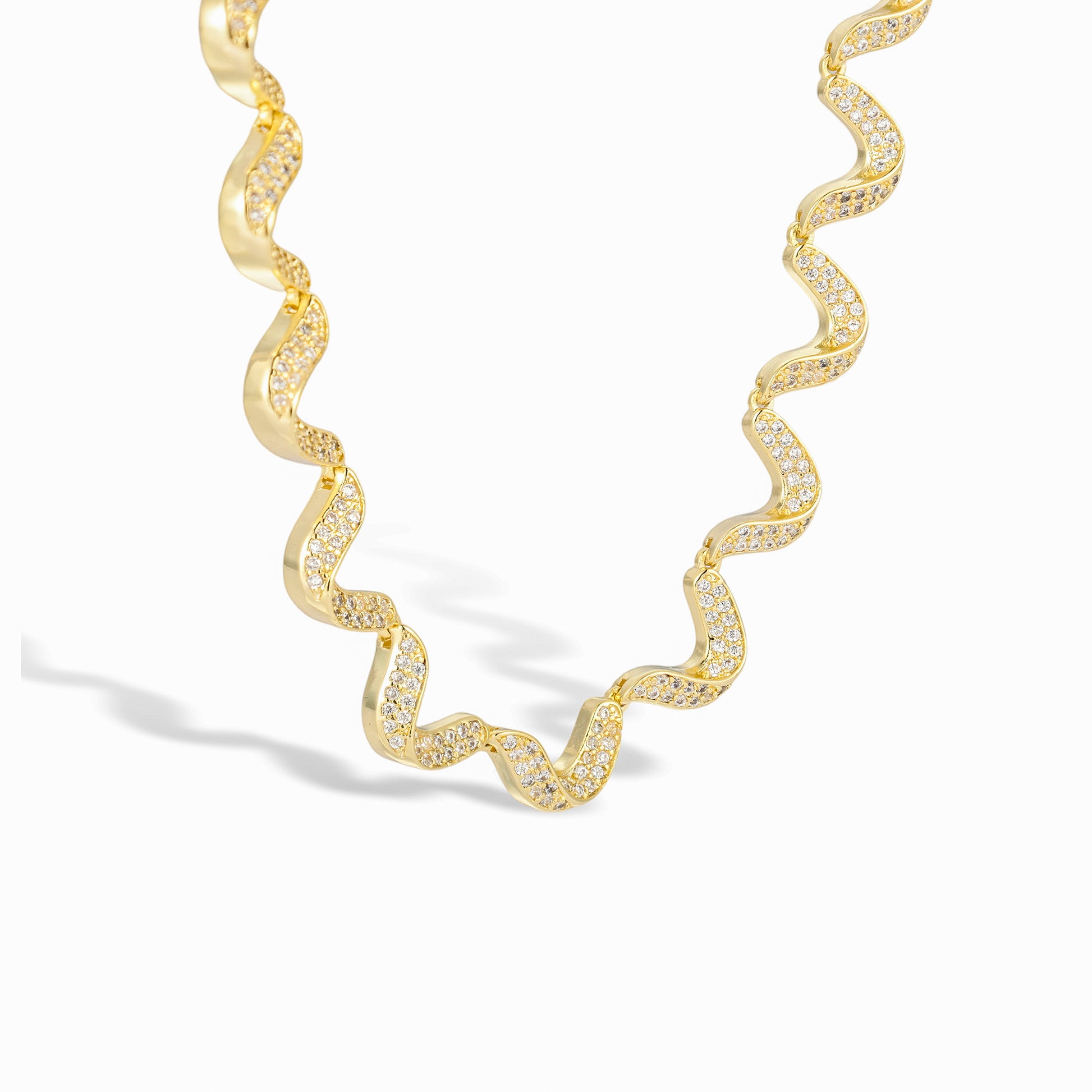 Marlen 14K Gold Wave Necklace