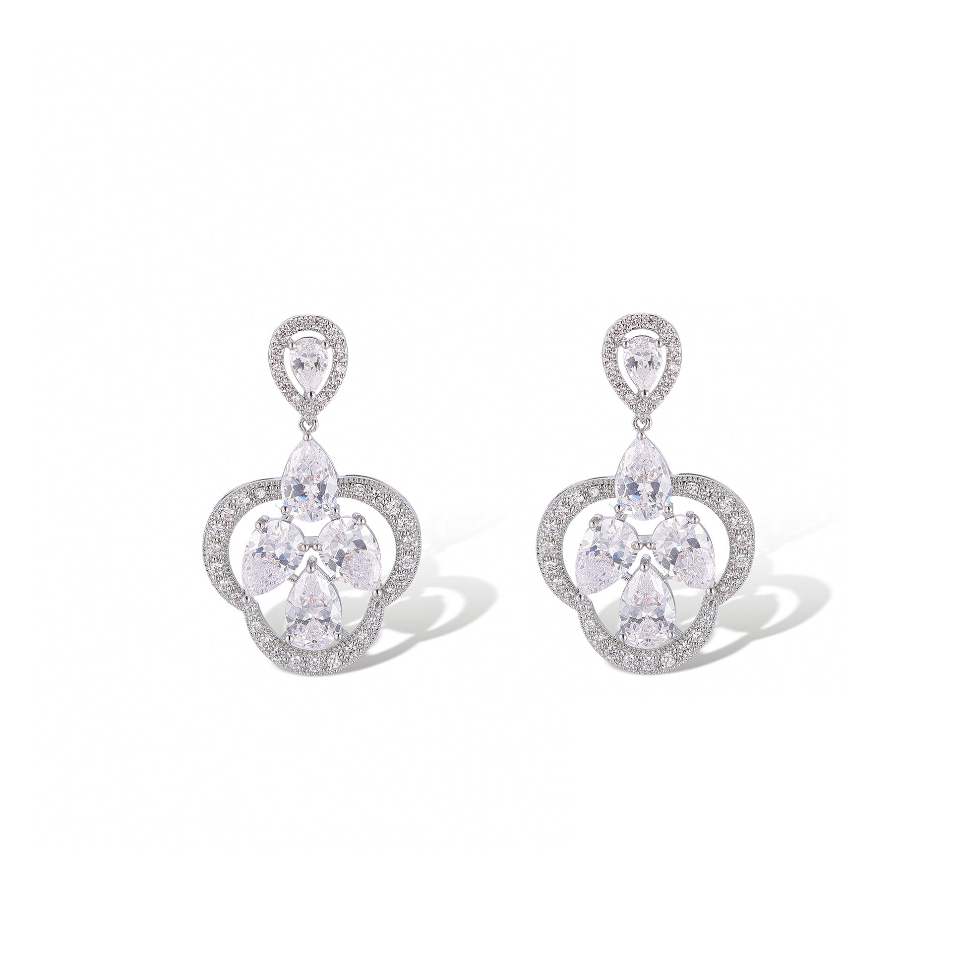 Almut White Fan Necklace Earrings Set