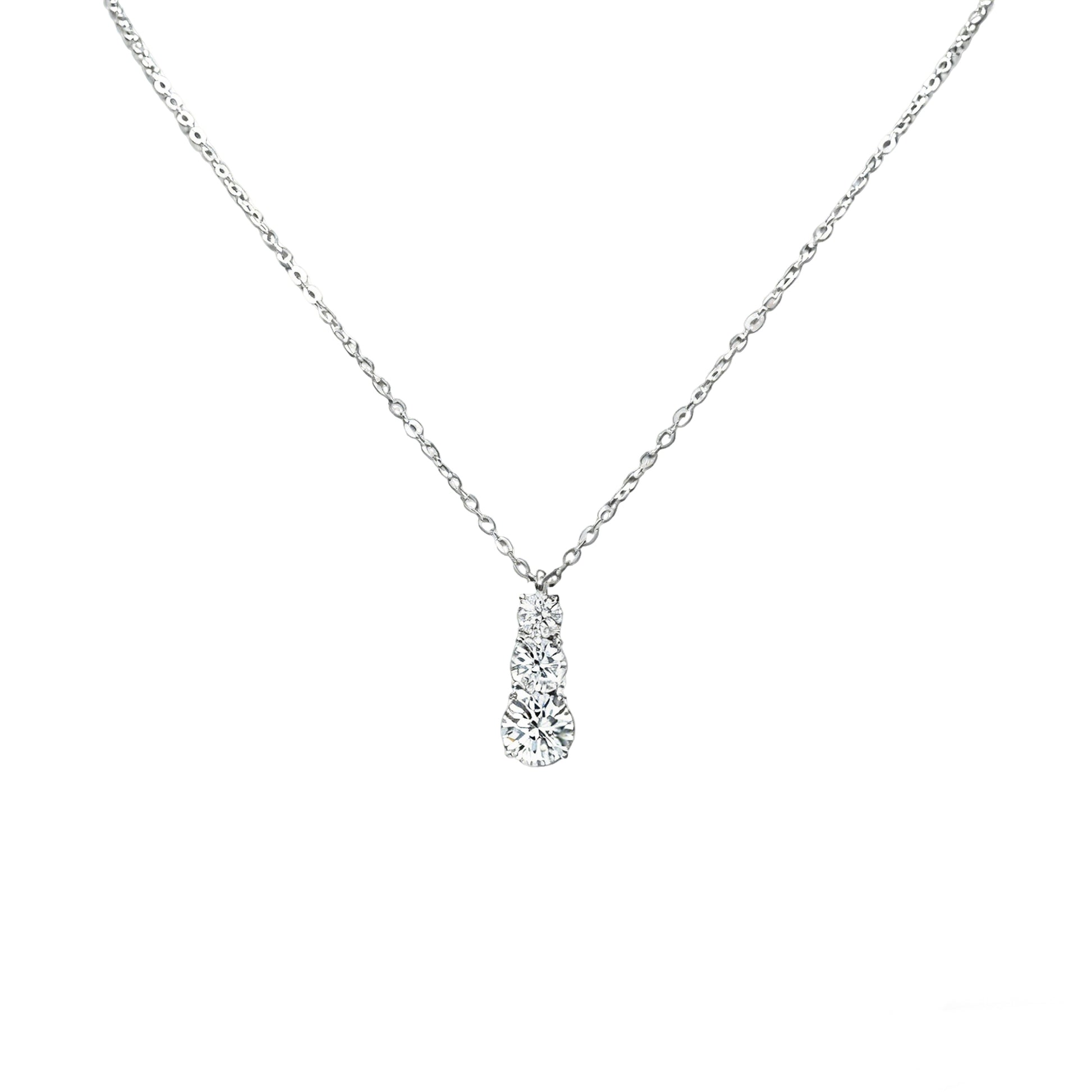 Noémie White Round Necklace