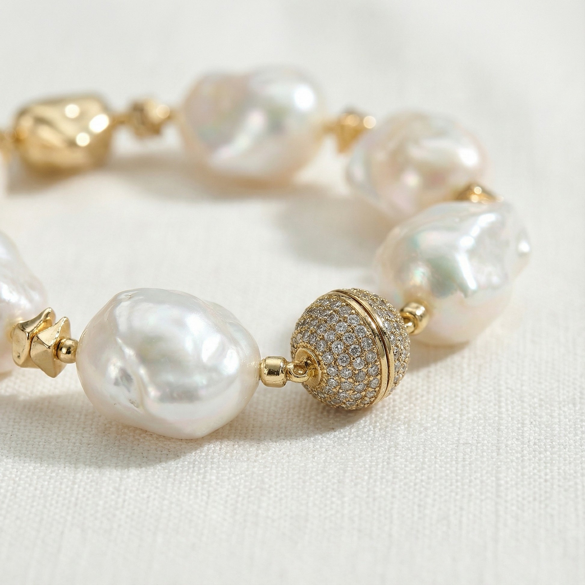 Témoin de bonheur Baroque Pearl Bracelet