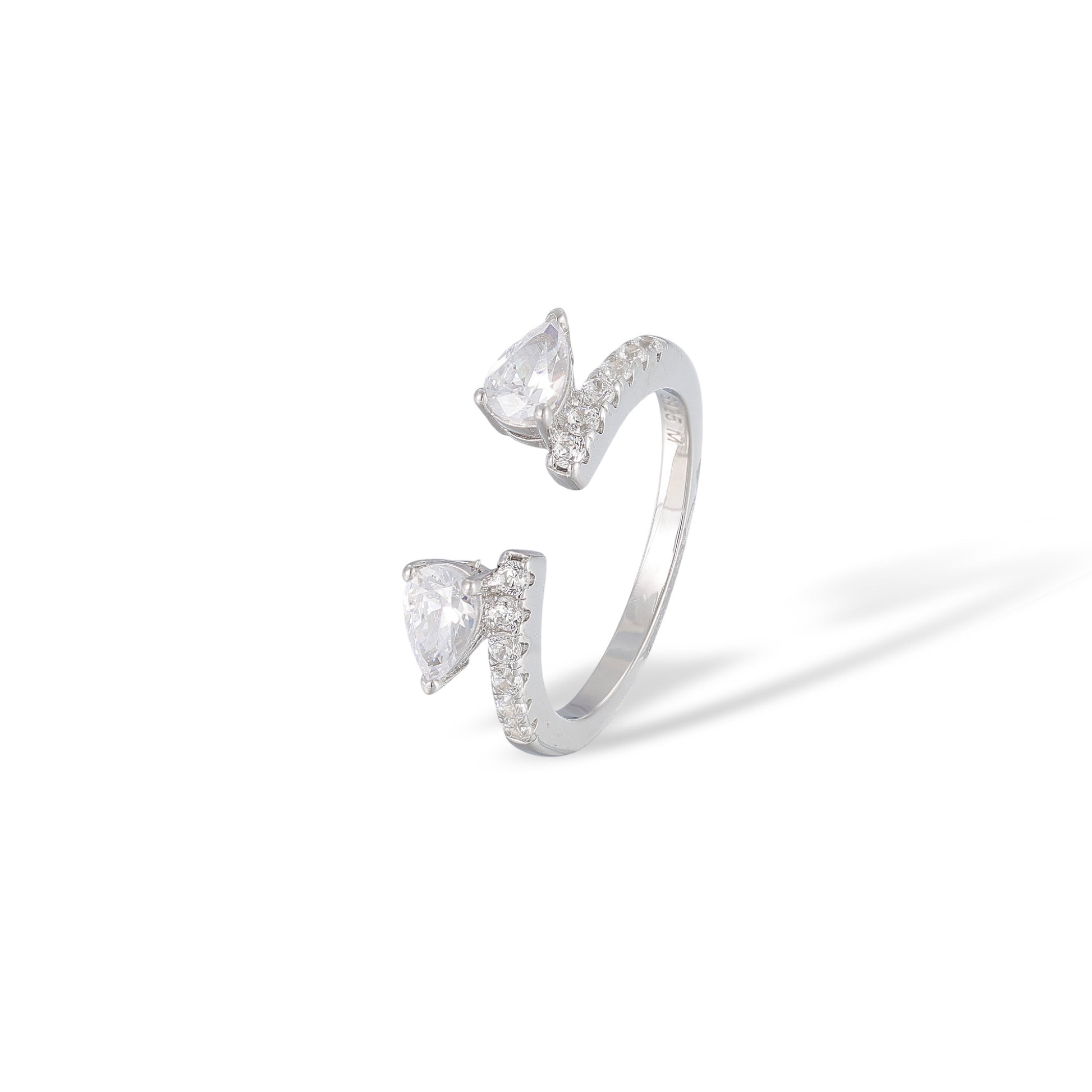 Yasmin White Oval Teardrop Ring Set